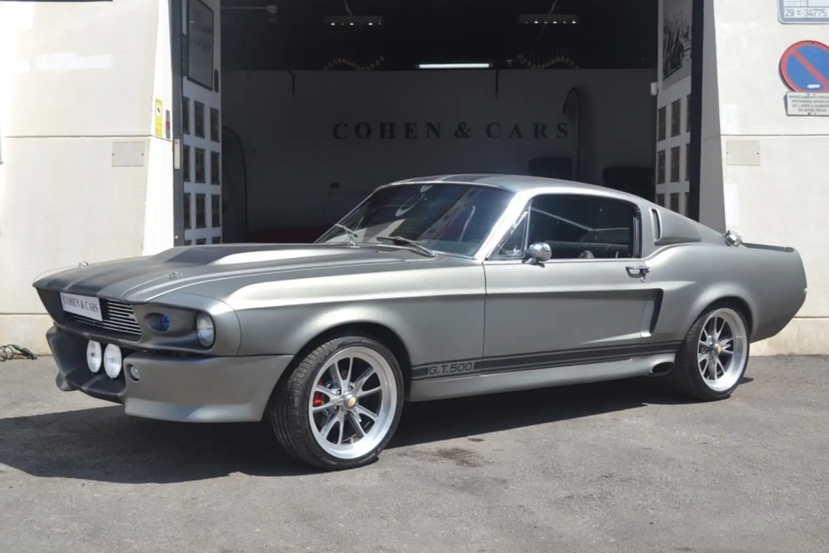 Ford Mustang GT500 Fastback Gris - 2