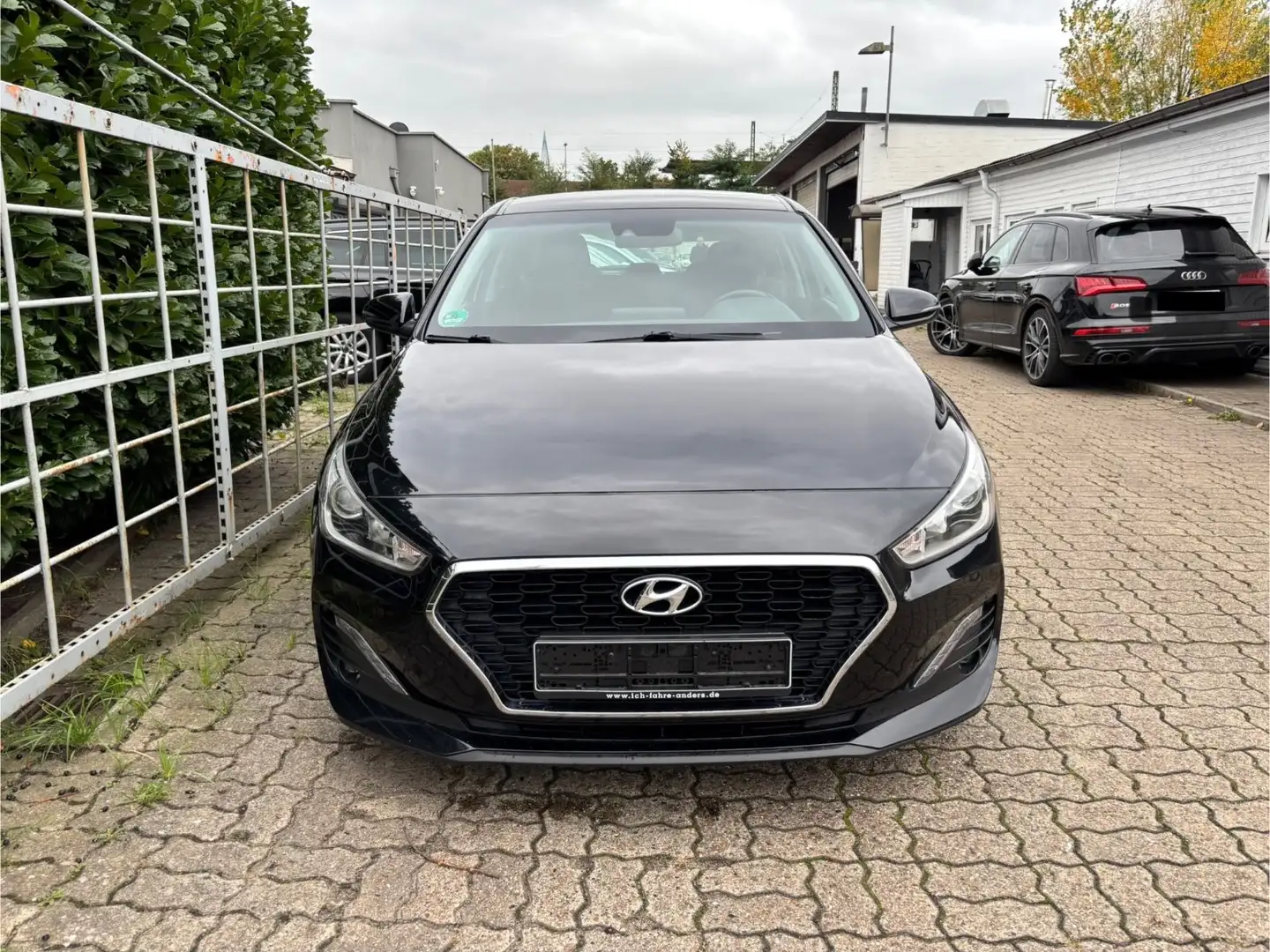 Hyundai i30 MwSt.  Automatik Kamera Navi Noir - 2