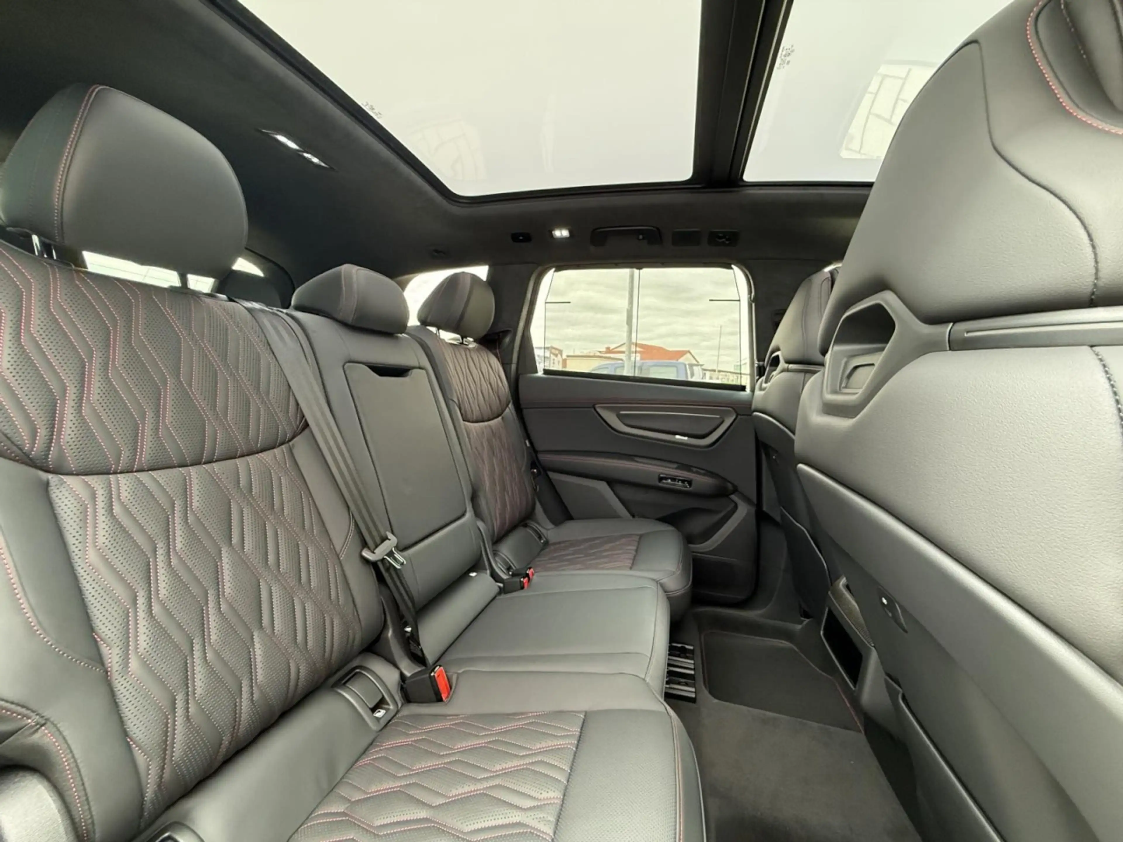 Audi Q7 3,0 TDI S-line 7 Sitze STHZ, DACH, B&O, HEAD, — photo 11