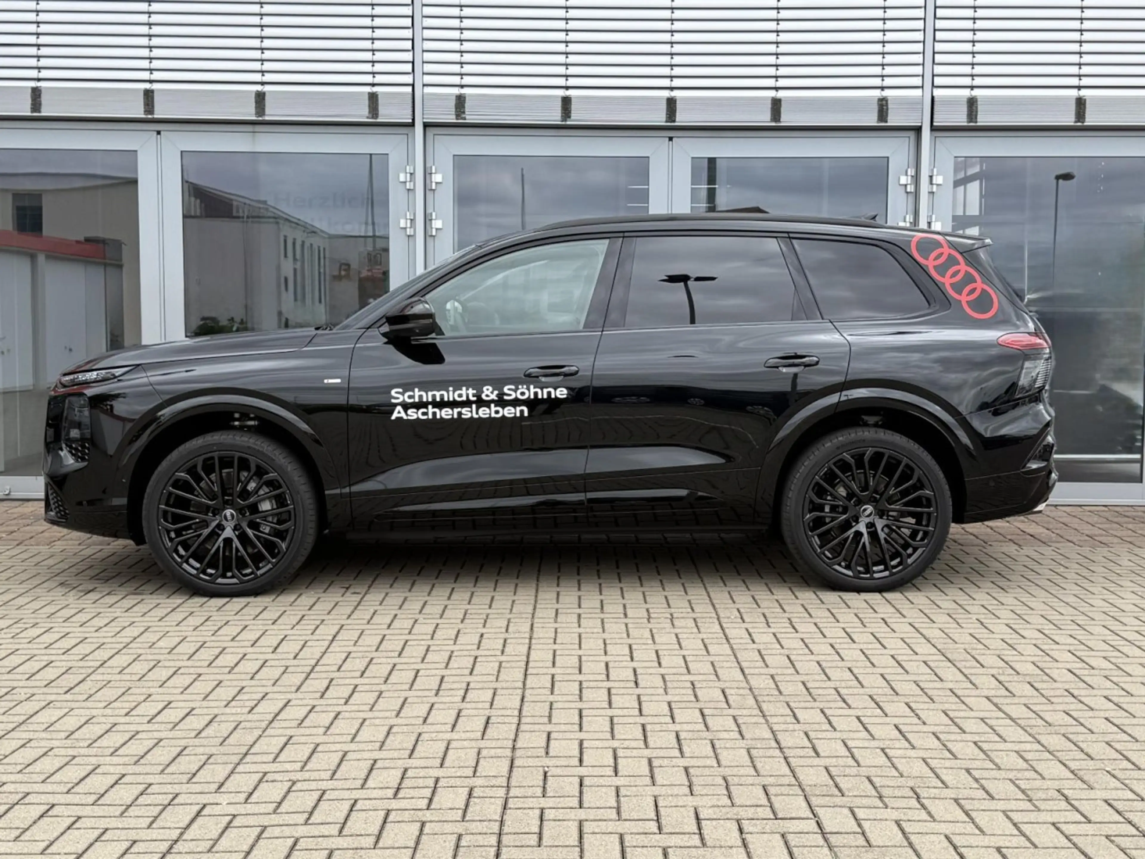 Audi Q7 3,0 TDI S-line 7 Sitze STHZ, DACH, B&O, HEAD, — photo 2
