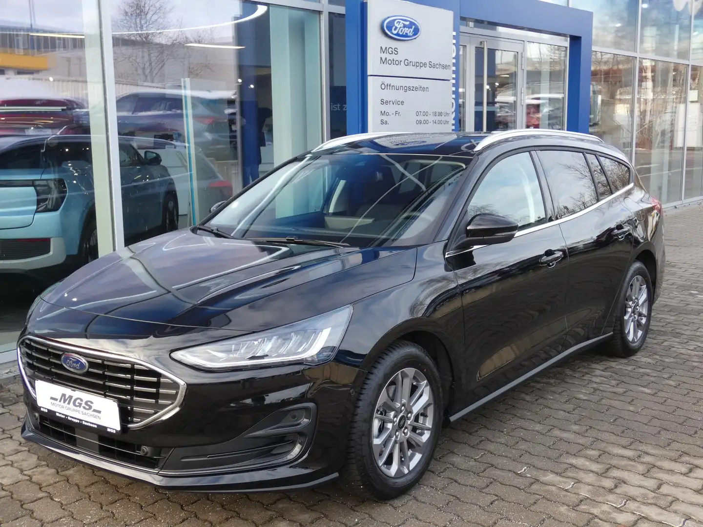 Ford Focus 1.0 MHEV Titanium Edition Lageraktion Schwarz - 1