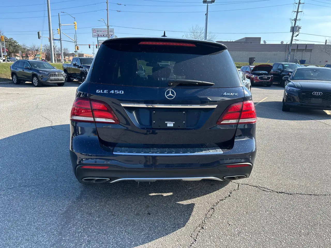 Mercedes-Benz GLE снимка Mercedes-Benz GLE