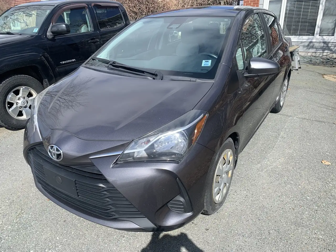 Toyota Yaris снимка Toyota Yaris