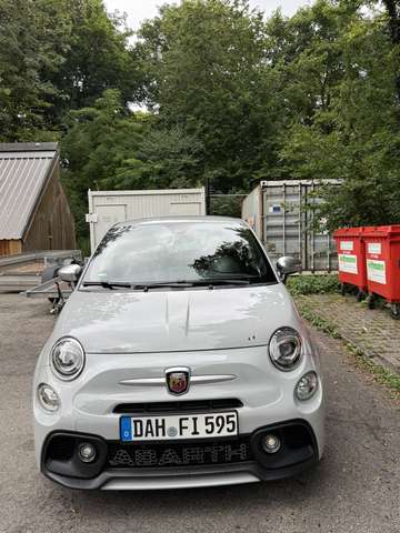 Imagine Abarth 595 Turismo