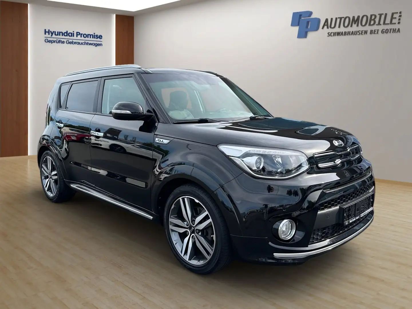 Kia Soul 1.6 CRDI, Spirit, Panoramadach Zwart - 2