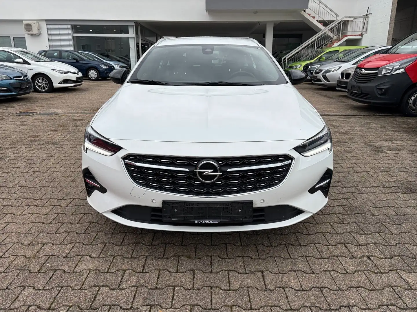 Opel Insignia B Sports Tourer Business*ERSTE HAND* Weiß - 2