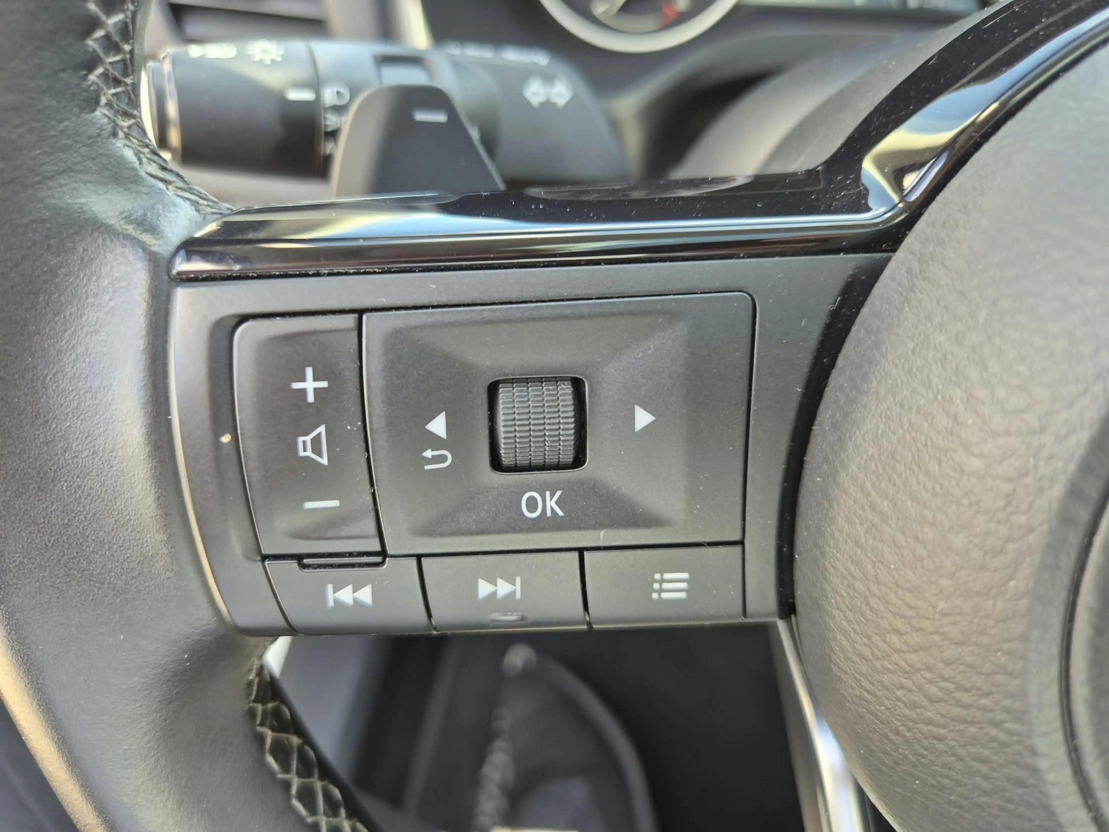 Nissan Qashqai 1.3 Mild-Hybrid 158pk Acenta AUTOMAAT CAMERA LED A — photo 8