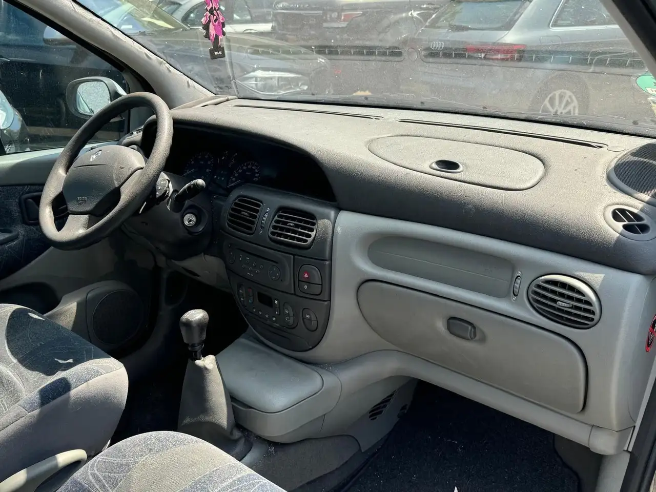 Renault Scenic 1.6 16V Expression, foto 12