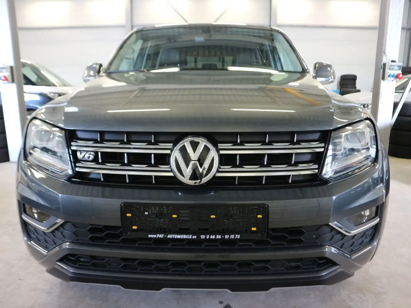 Volkswagen Amarok Highline 4M DSG AHK Leder Sthz Kam Xenon Gris - 2