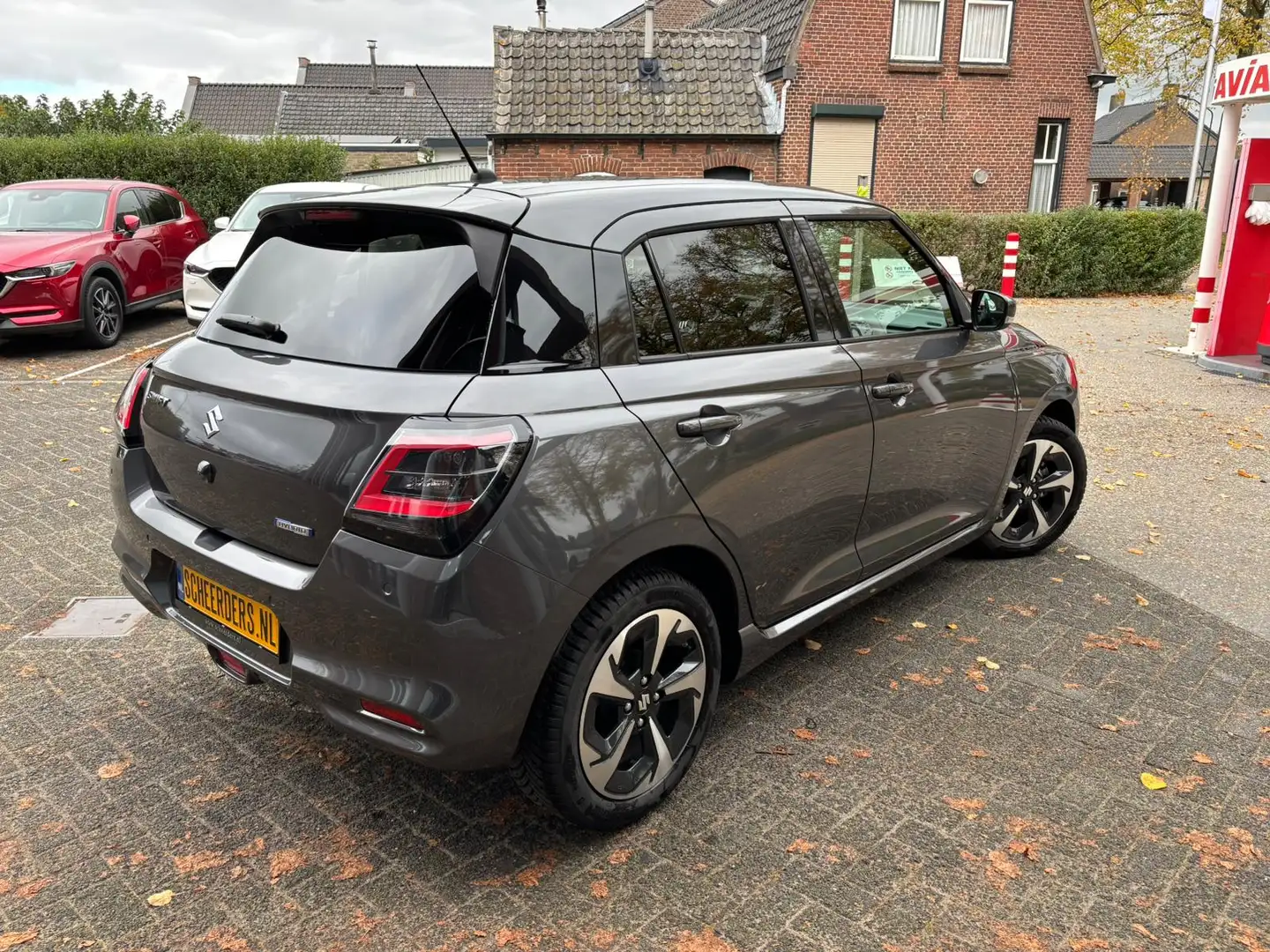 Suzuki Swift 1.2 Style Smart Hybrid, Navi, Pdc Gris - 2
