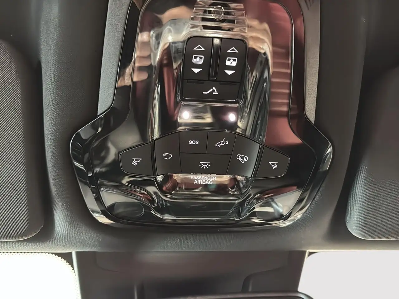Alfa Romeo Stelvio снимка Alfa Romeo Stelvio