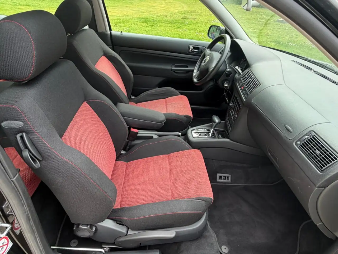 Volkswagen Golf 2.3 V5 HIGHLINE 3drs NL-auto 1e eigenaar, foto 4