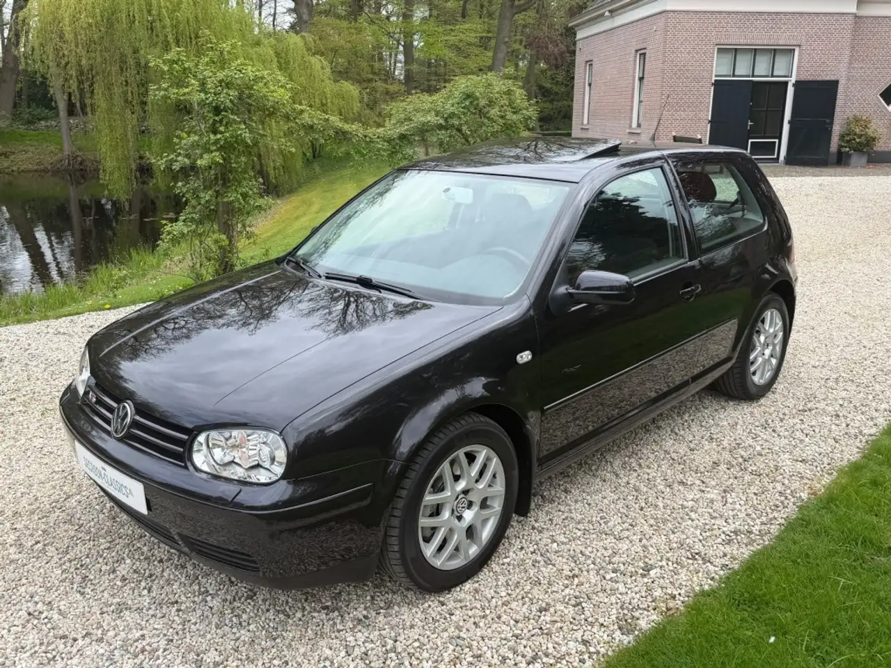 Volkswagen Golf 2.3 V5 HIGHLINE 3drs NL-auto 1e eigenaar, foto 2