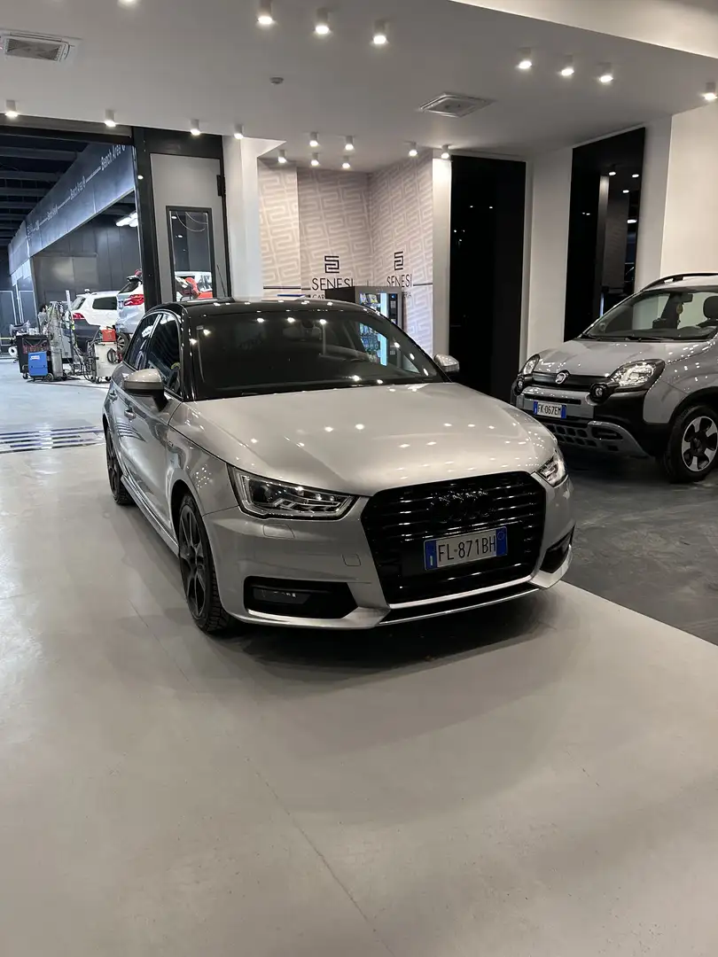 Audi A1 Sportback 1.0 tfsi Admired 82cv - 1