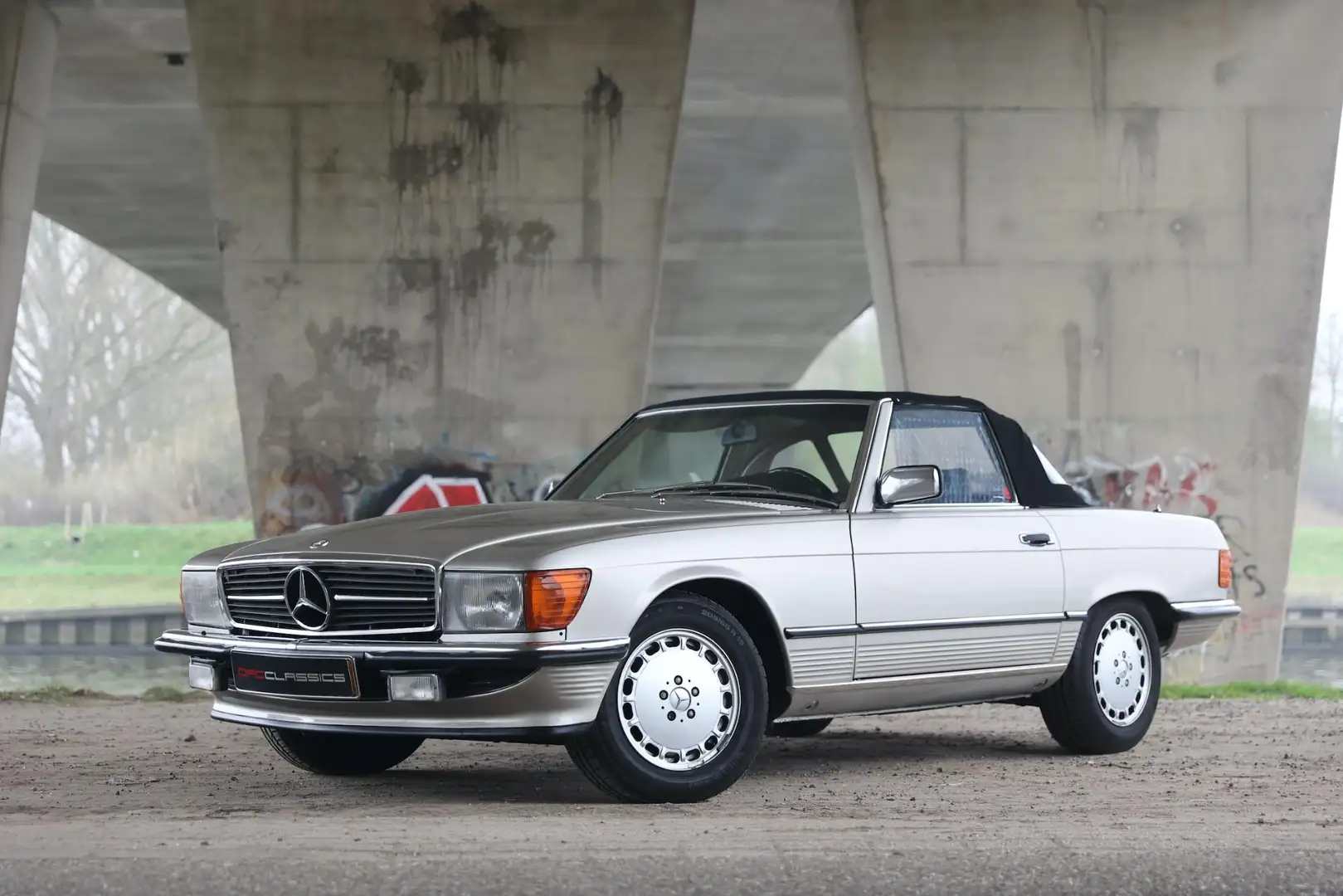 Mercedes-Benz SL 420 SL Silber - 1