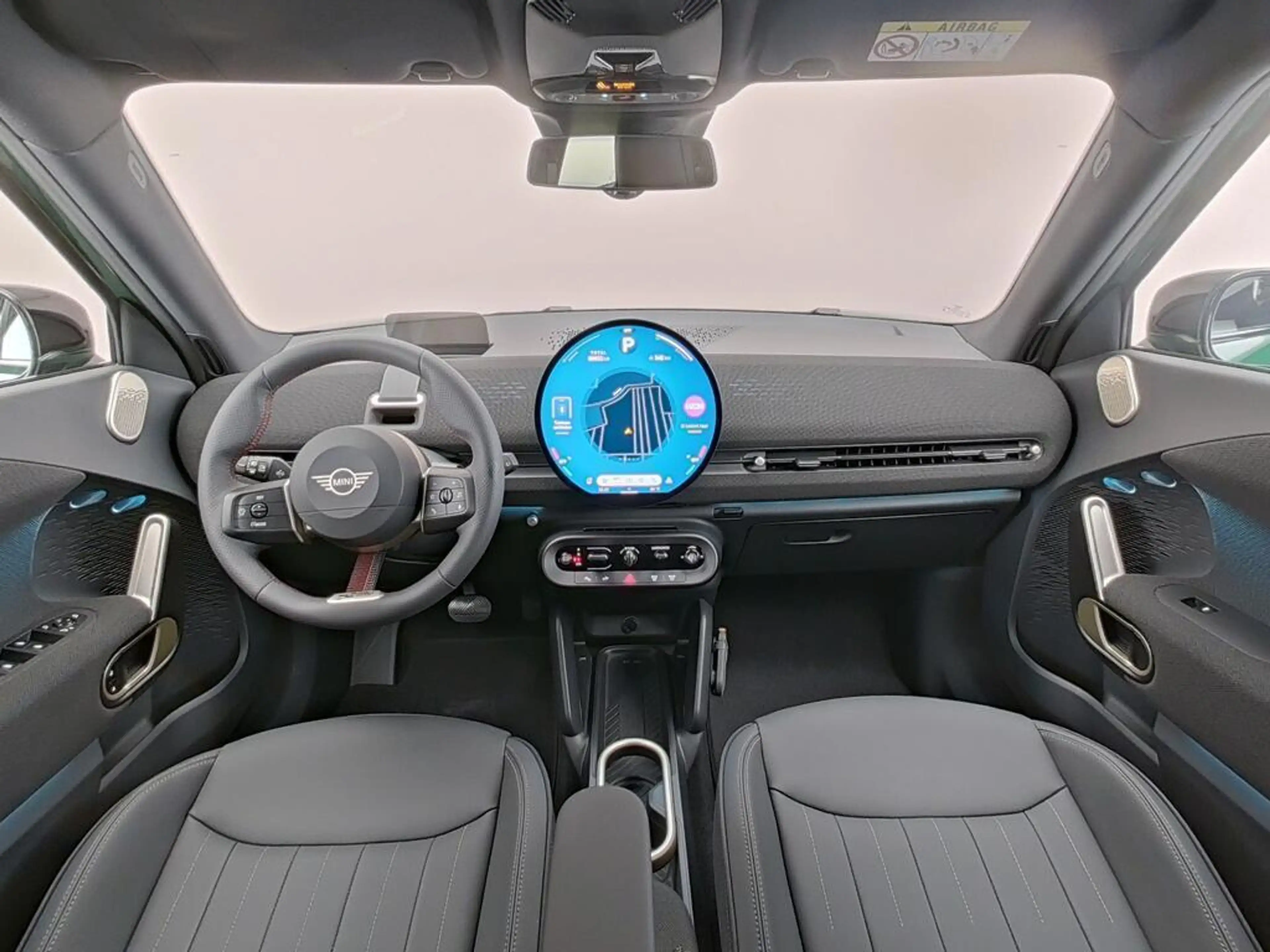 MINI Aceman SE Favoured XL 54.2 kWh — photo 5