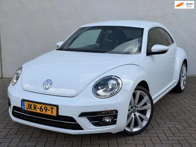 Volkswagen Beetle 1.2 TSI Design 19'' LED/Xenon CarPlay Cruise