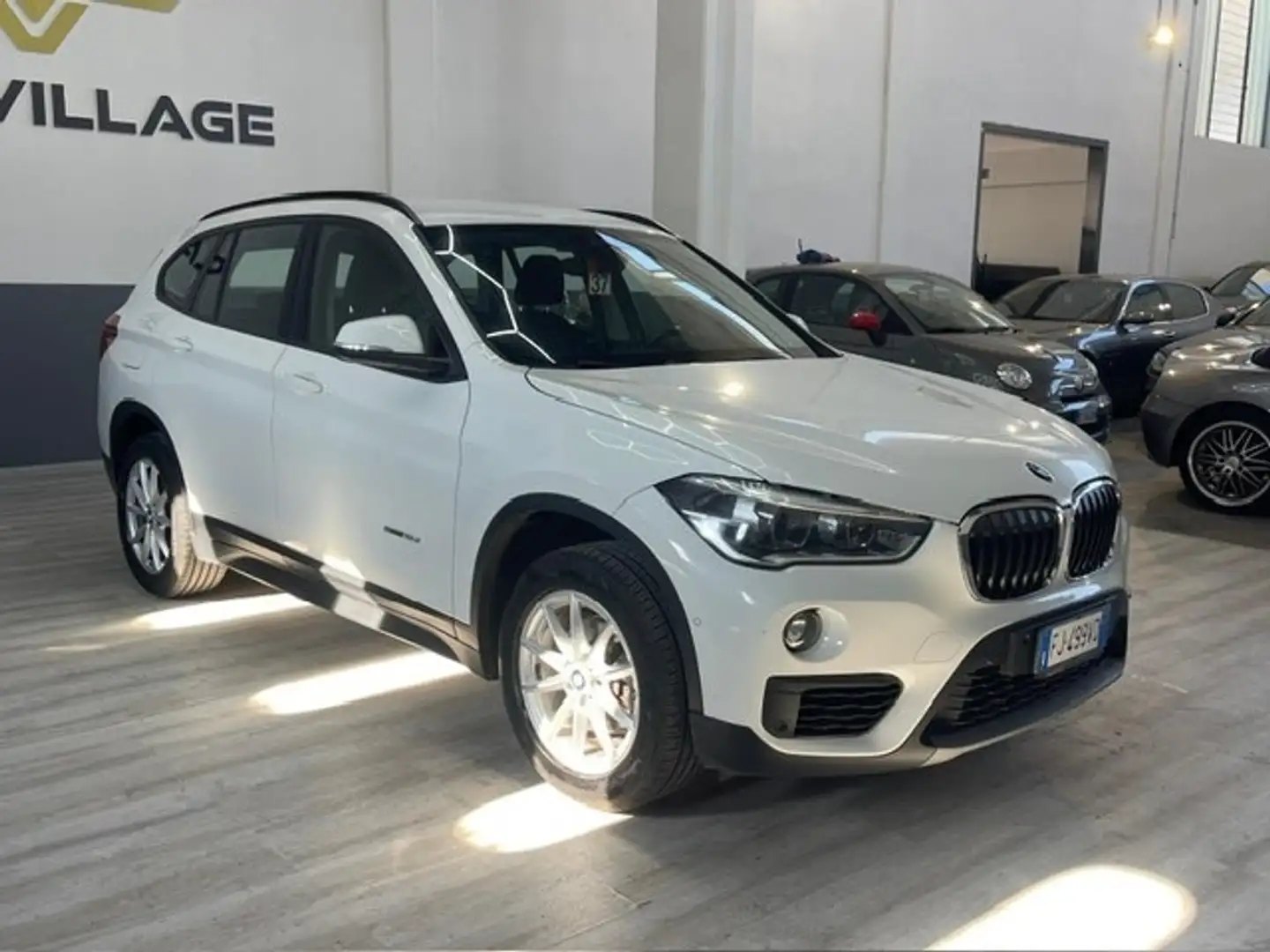 BMW X1 X1 sDrive16d Advantage Bianco - 2