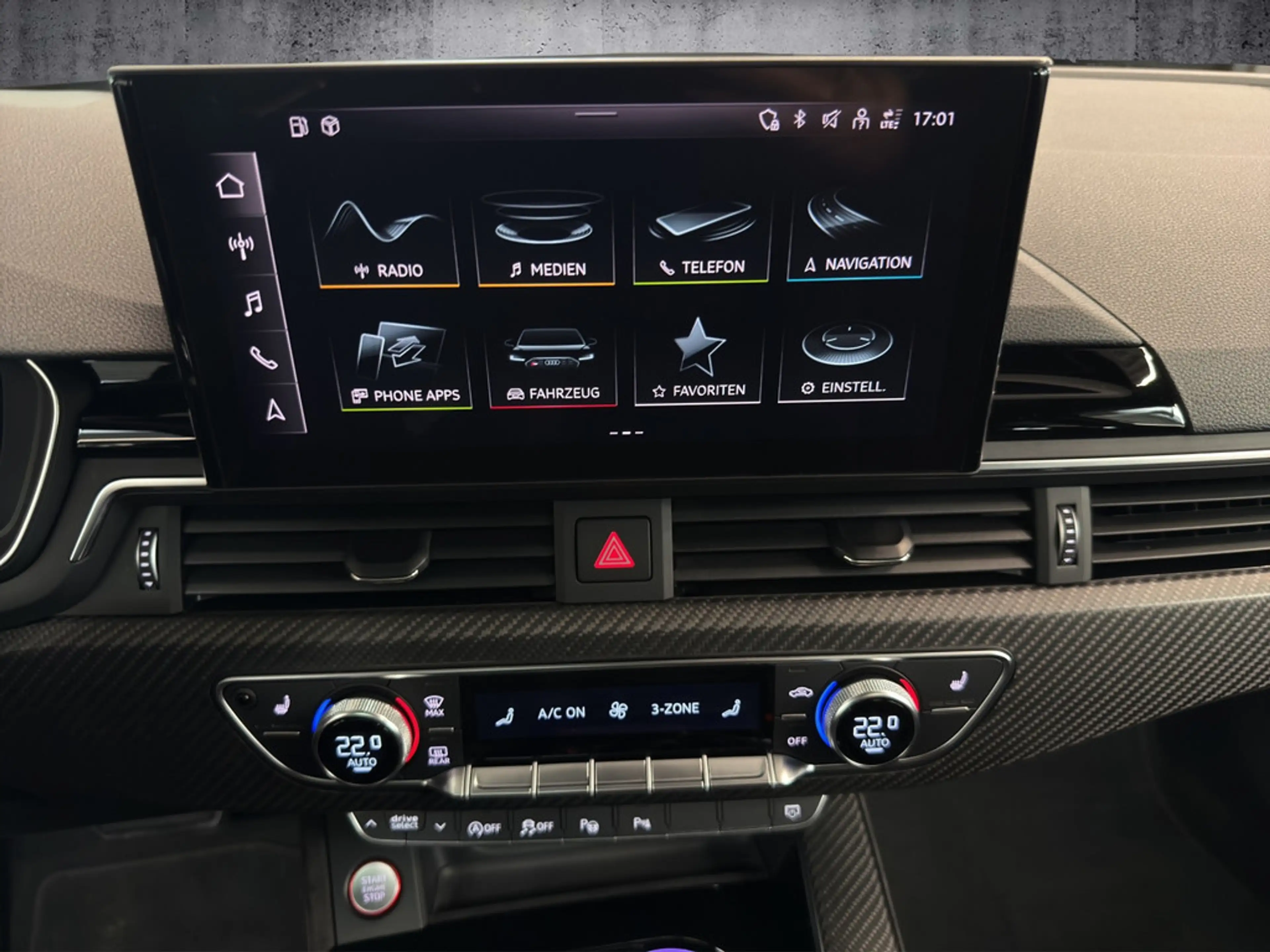 Audi RS4 — photo 15
