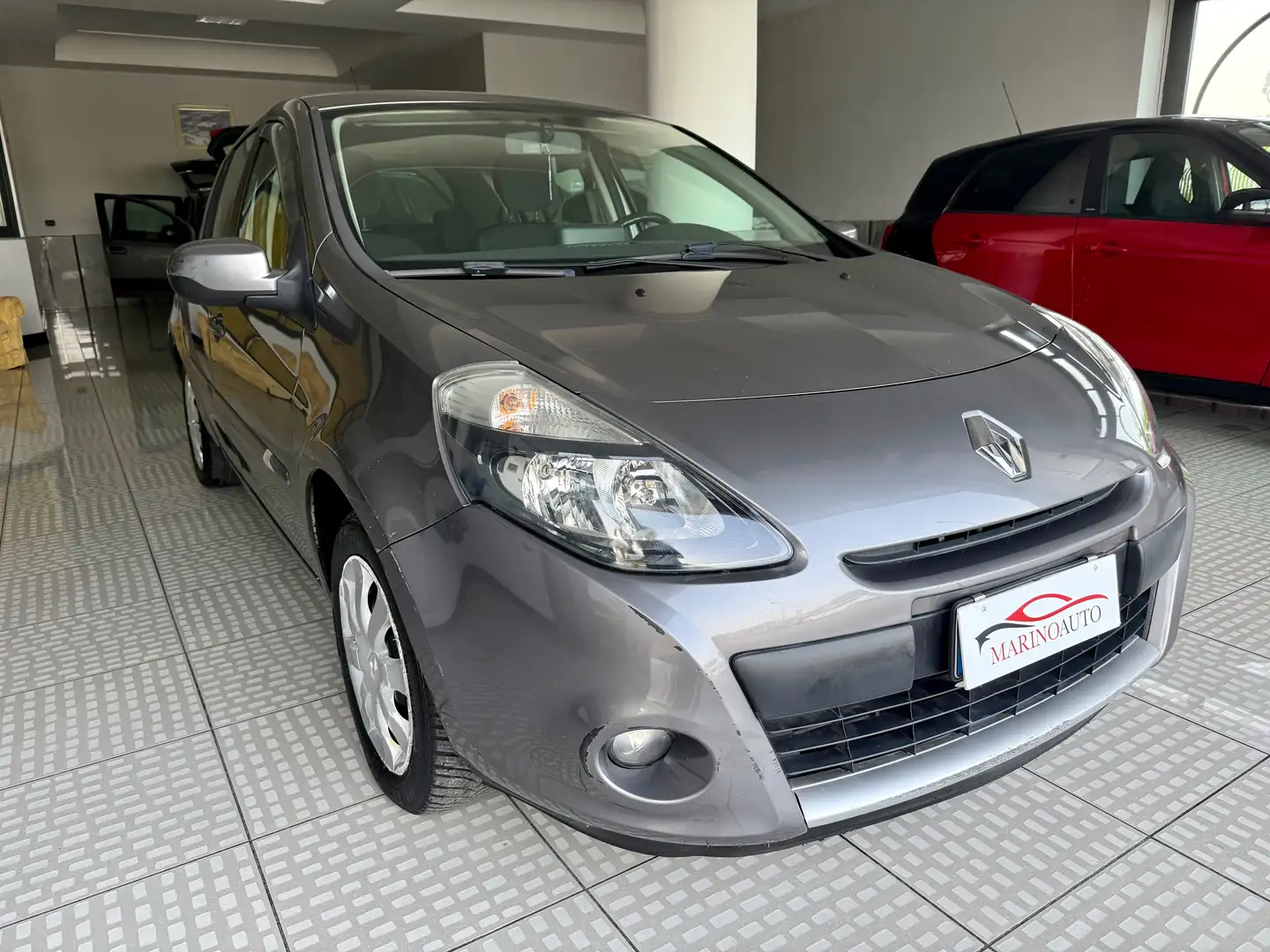 Renault Clio Clio III 2009 5p 1.5 dci Dynamique 75cv - 2