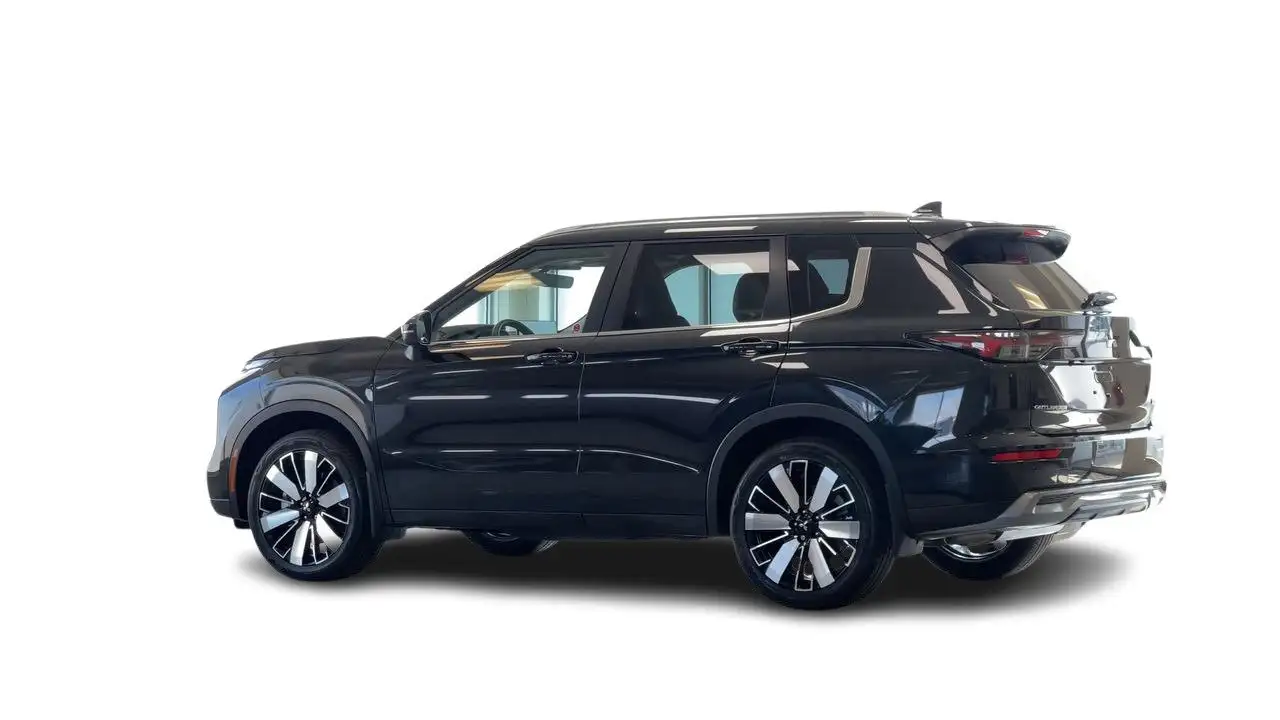 Mitsubishi Outlander снимка Mitsubishi Outlander