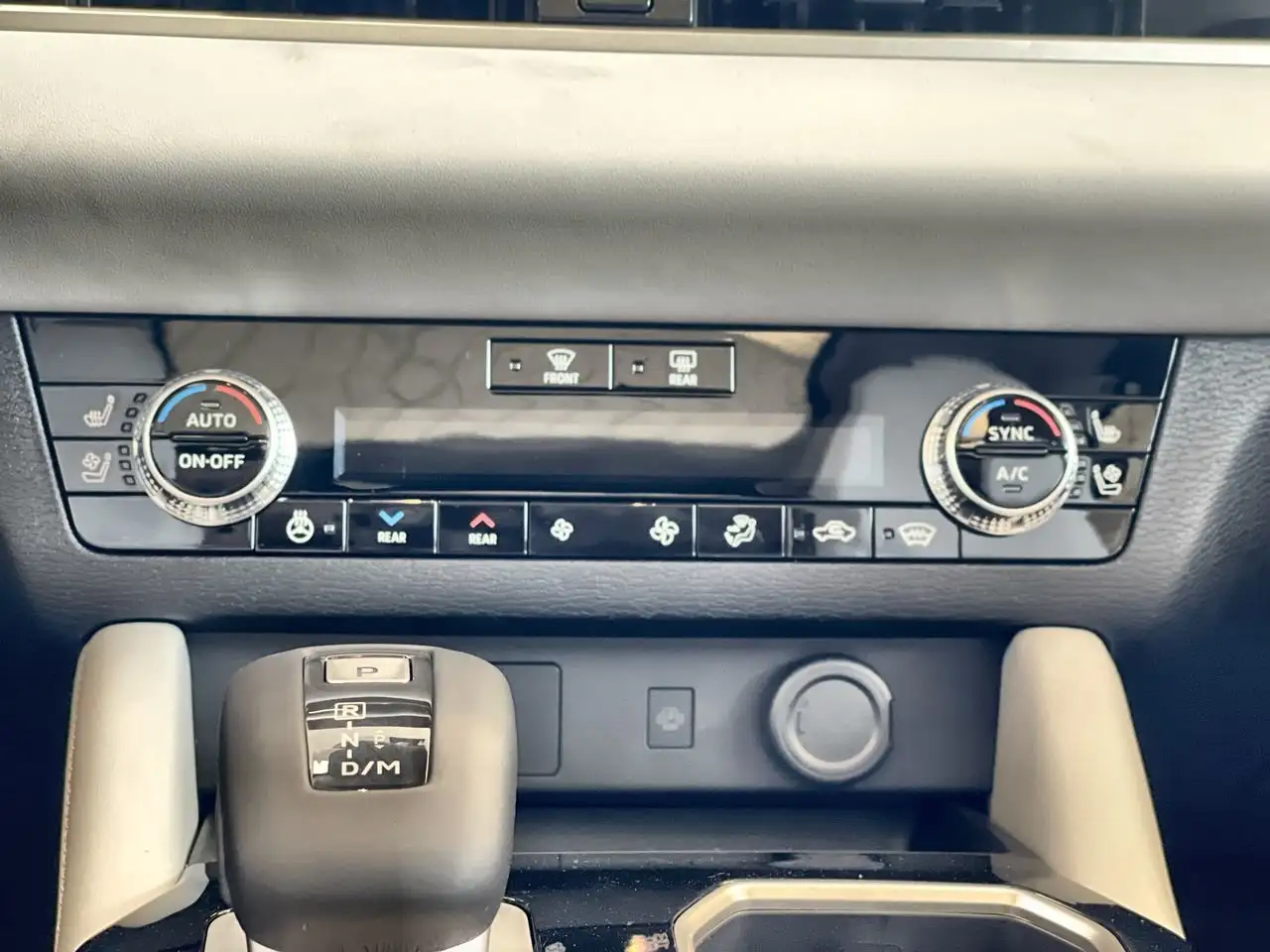 Mitsubishi Outlander снимка Mitsubishi Outlander