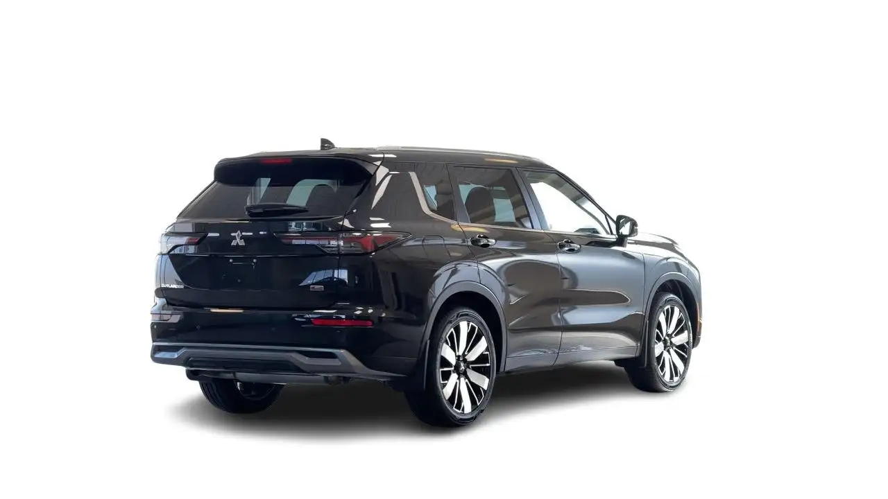 Mitsubishi Outlander снимка Mitsubishi Outlander