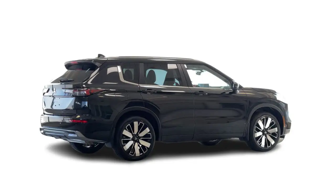 Mitsubishi Outlander снимка Mitsubishi Outlander