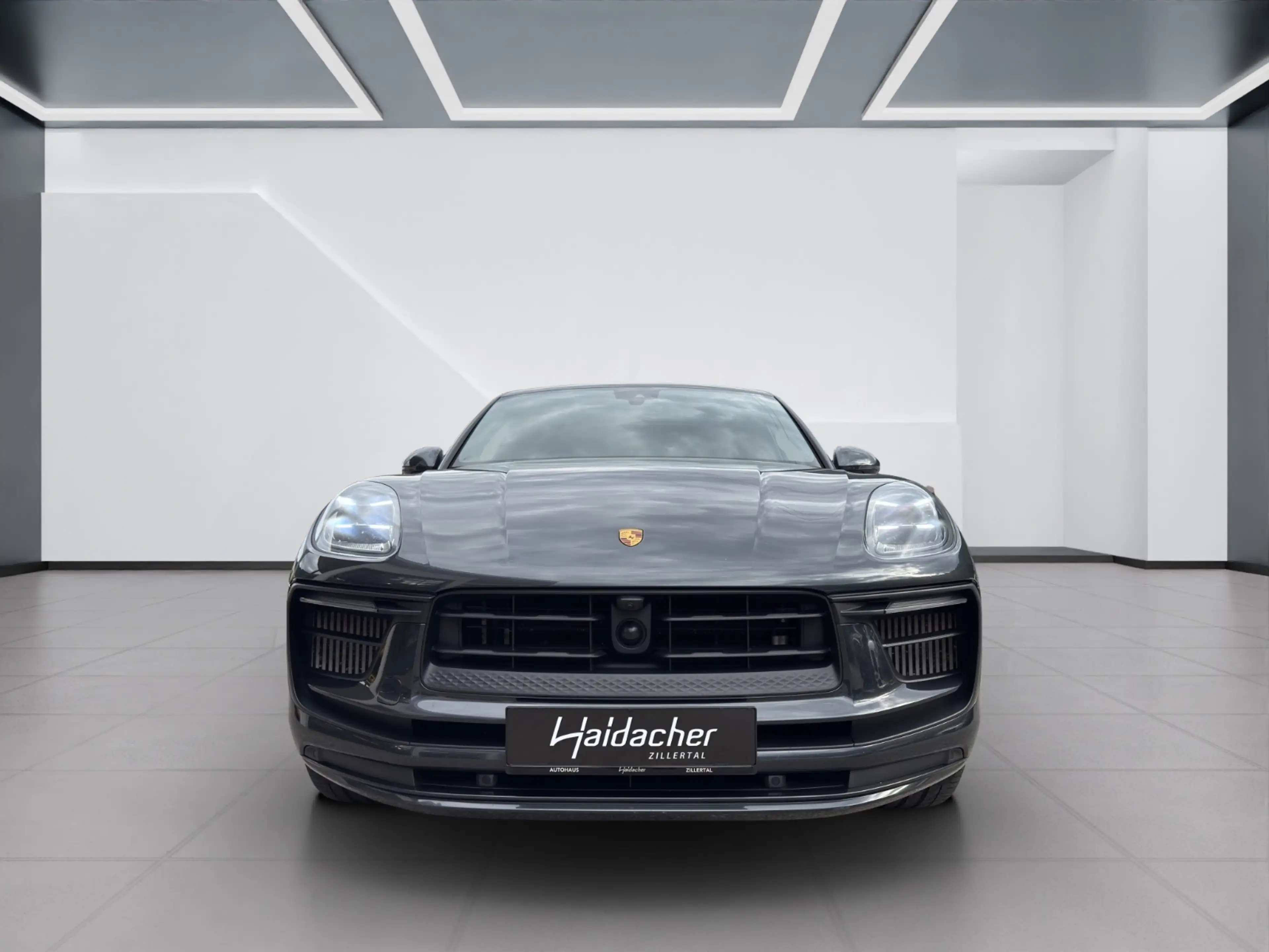 Porsche Macan S AUT — photo 3