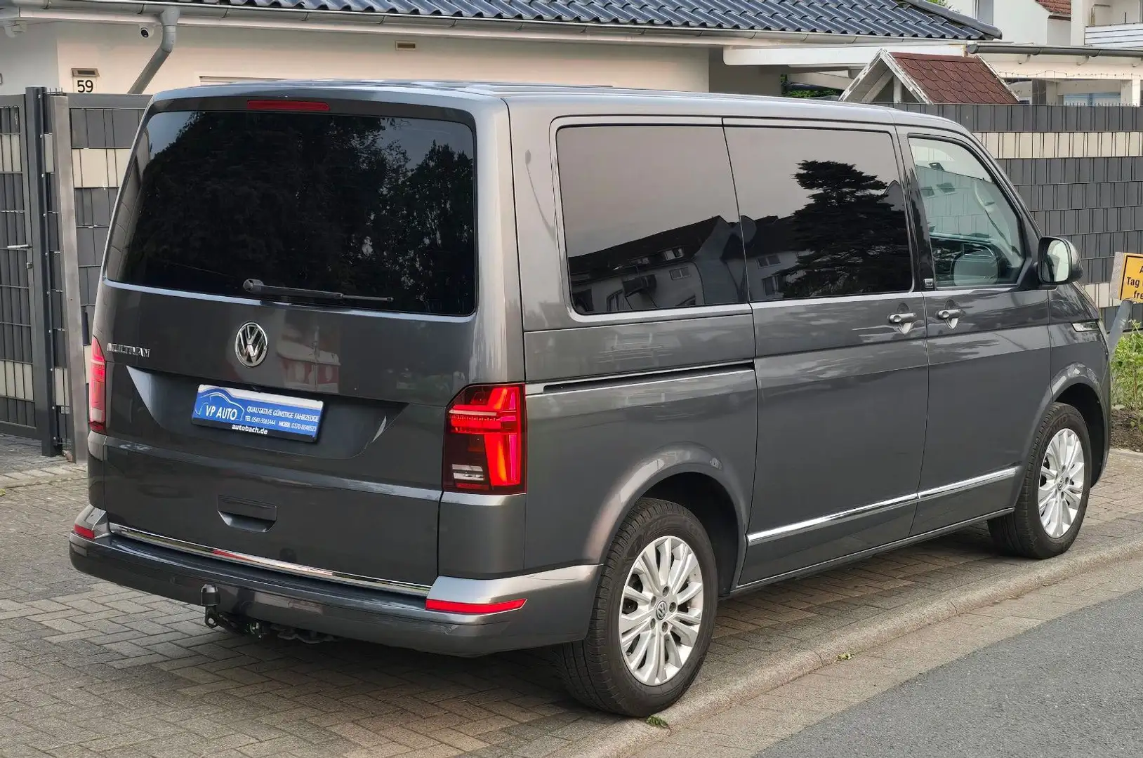 Volkswagen T6 Multivan T6.1 Multivan Highline Gener SIX Virtual Webasto Grigio - 2
