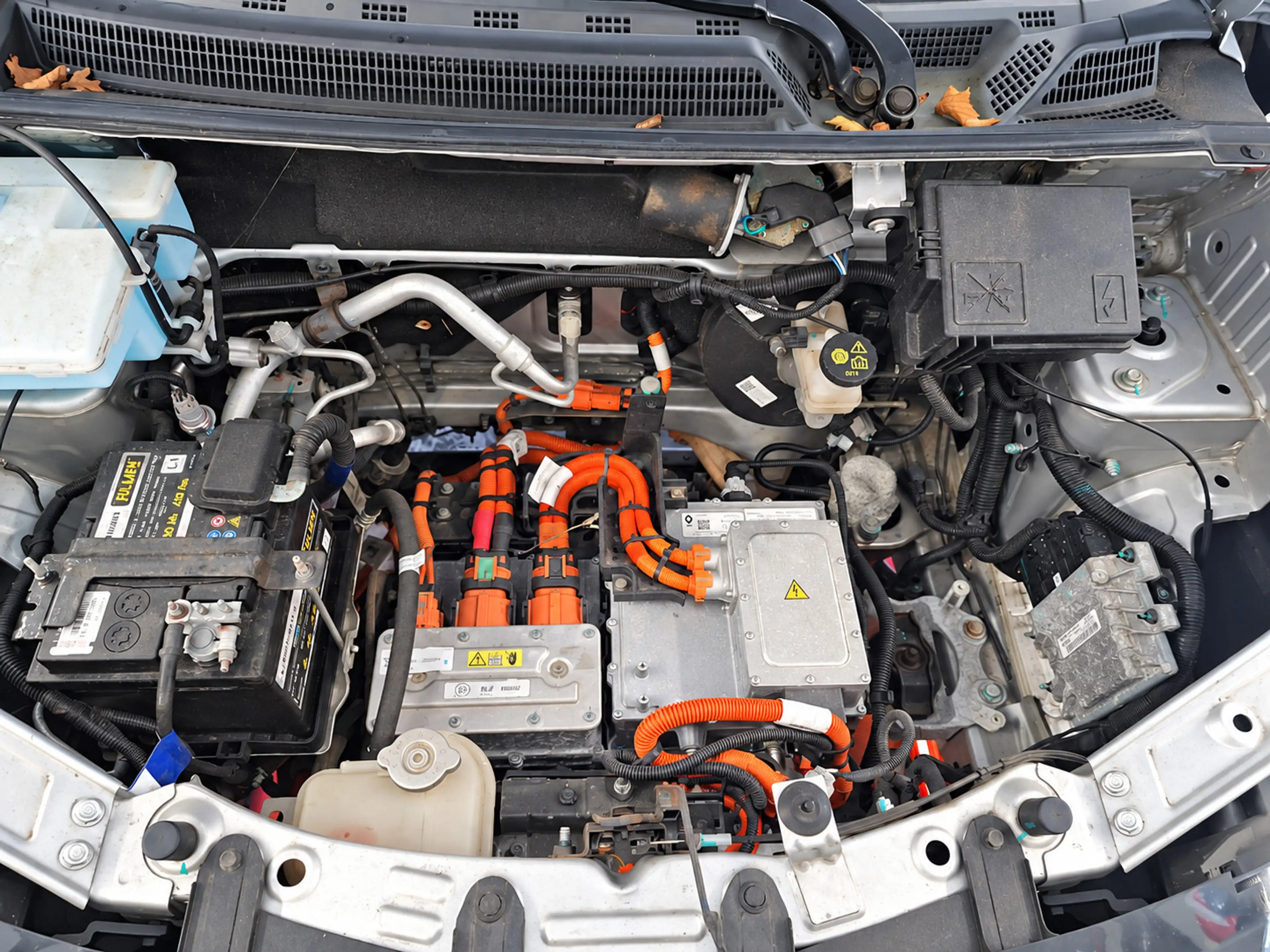 Dacia Spring Comfort Plus (Orange Pack) 27 kWh- SOH 89% - achte — photo 12