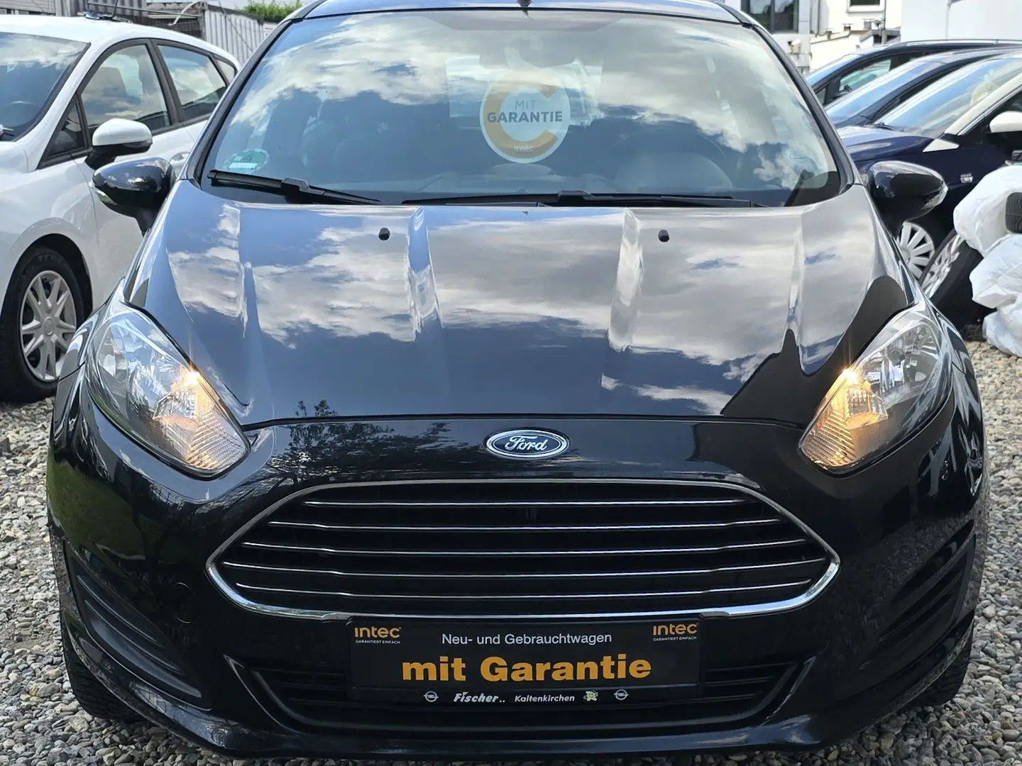 Ford Fiesta Sync Edition - 2