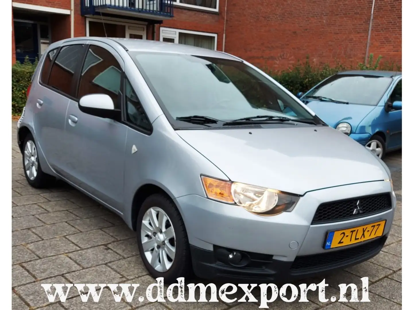 Mitsubishi Colt 1.3 Edition Two Schade maar rijdt schakelt perfect Gris - 1