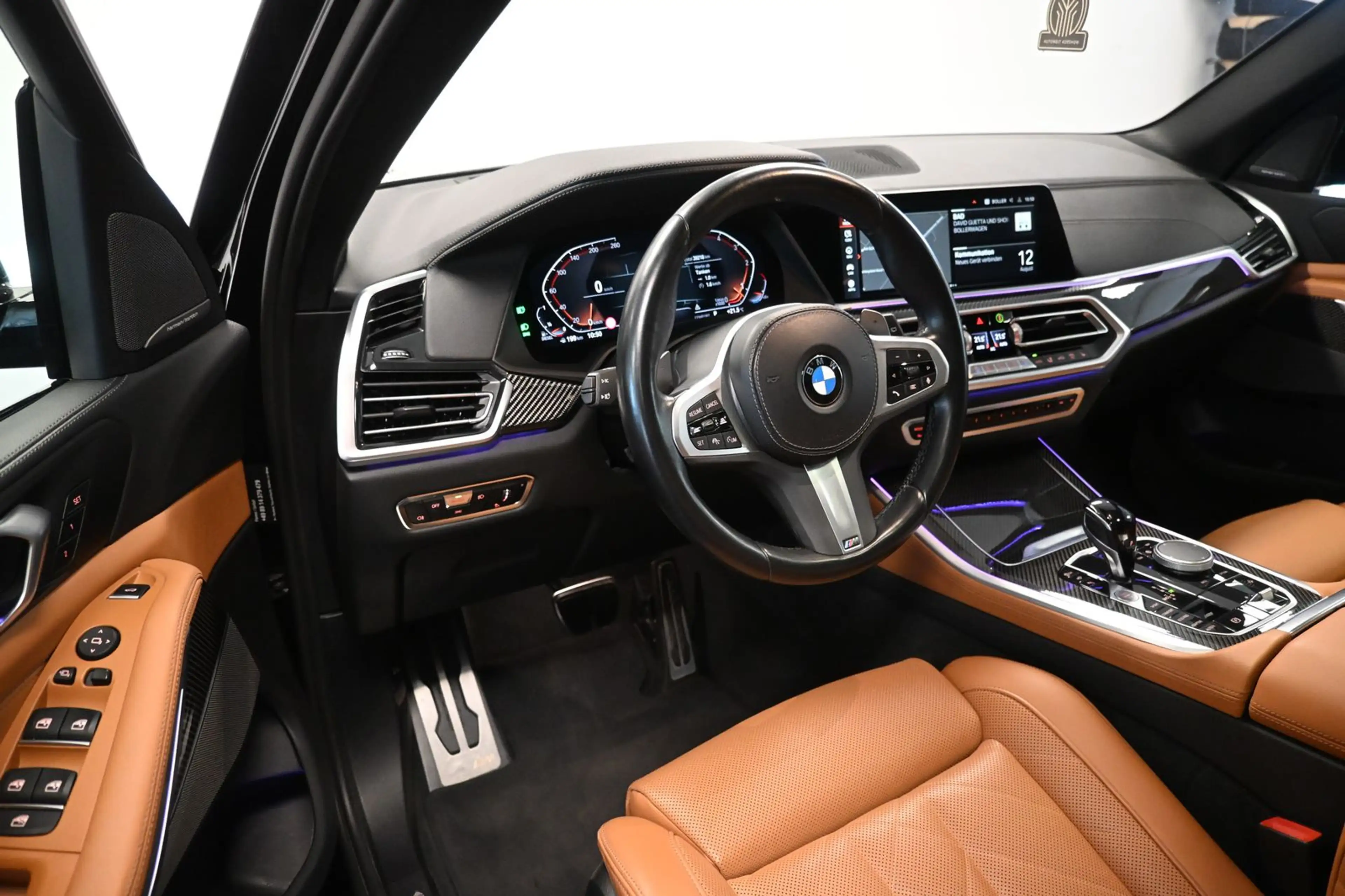 BMW X5 xDrive 40 d M Sport*7-SITZ*LASER*AHK*PANO*HUD — photo 15