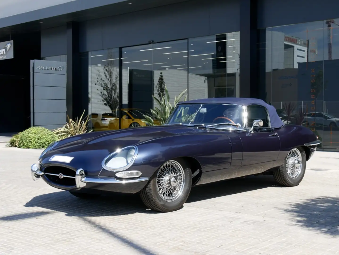 Jaguar E-Type 3.8 S1 Roadster Blauw - 1