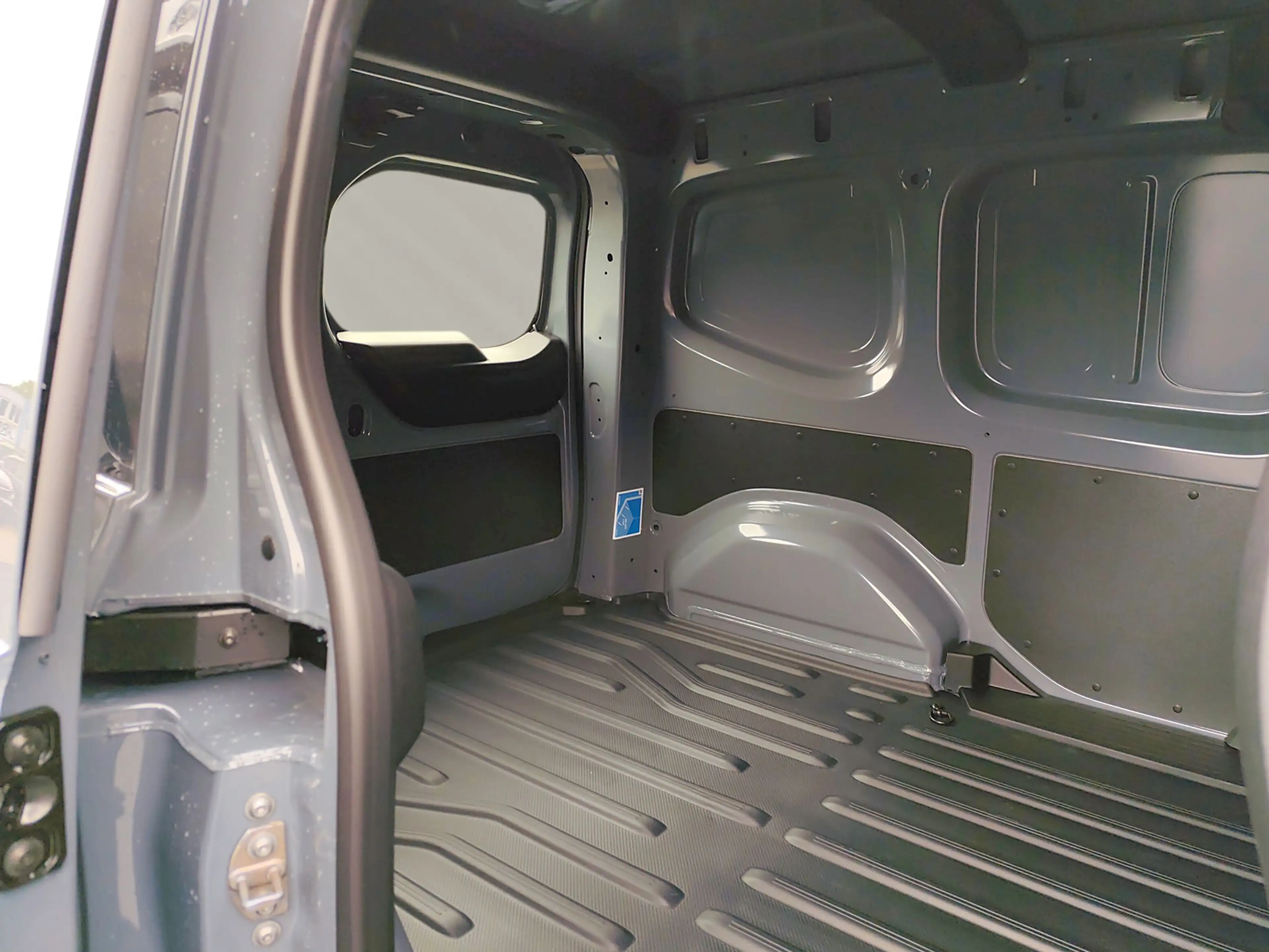 Renault Kangoo Rapid Advance L1 Blue dCi 115 MY25 — photo 6