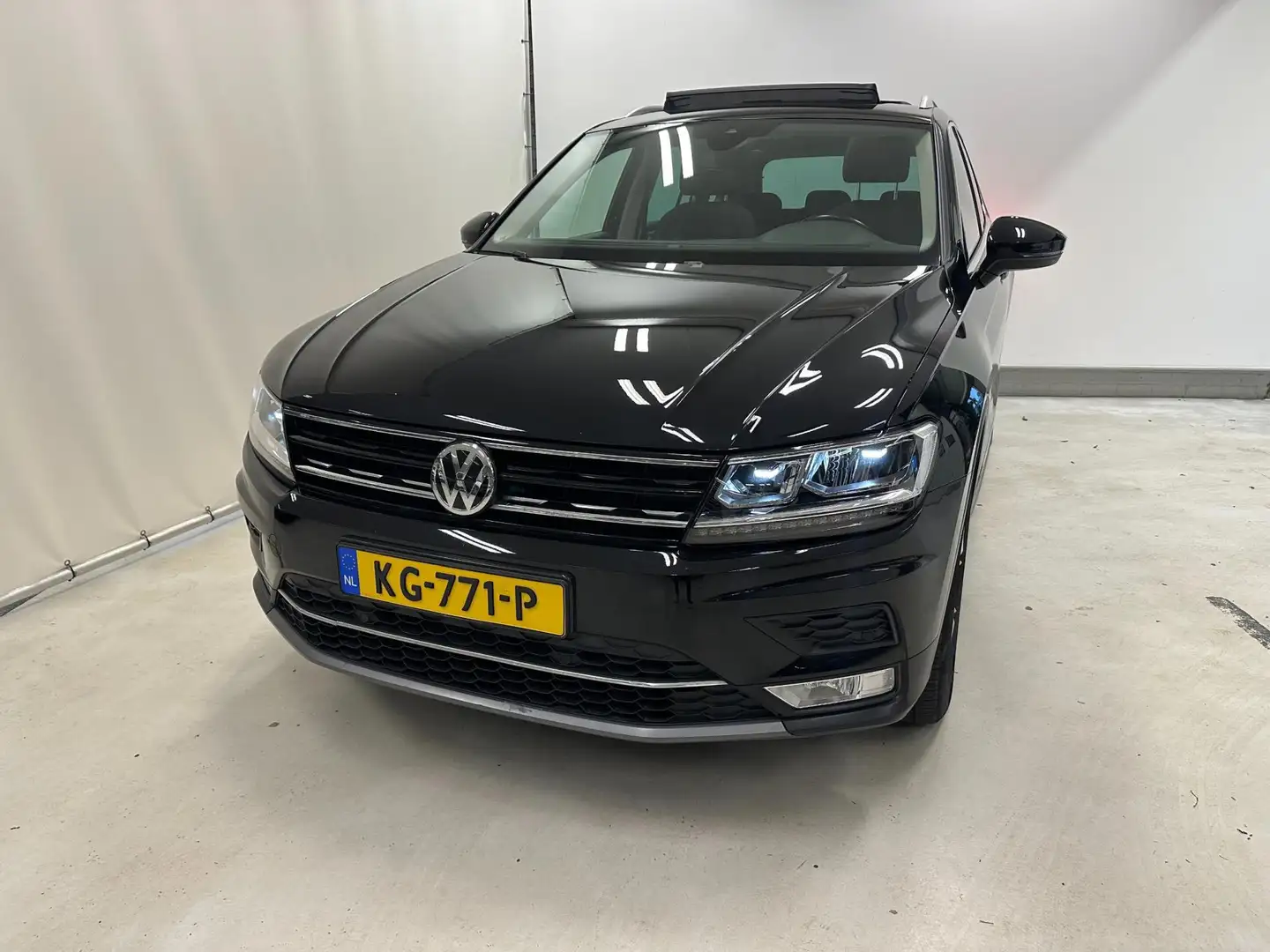 Volkswagen Tiguan 2.0 TSI 4Motion Highline- Virtual cockpit-Lane ass Noir - 2