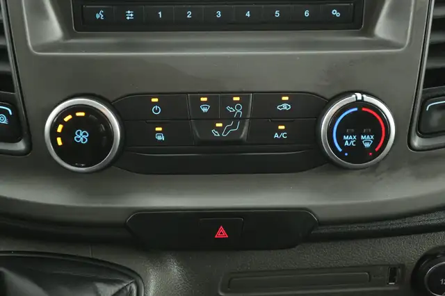 Ford Transit view 14