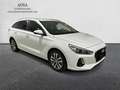 Hyundai i30 essence 2018 Blanc - thumbnail 2