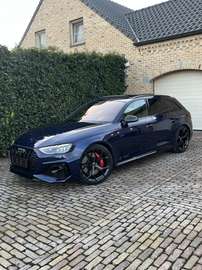 Avant quattro tiptronic