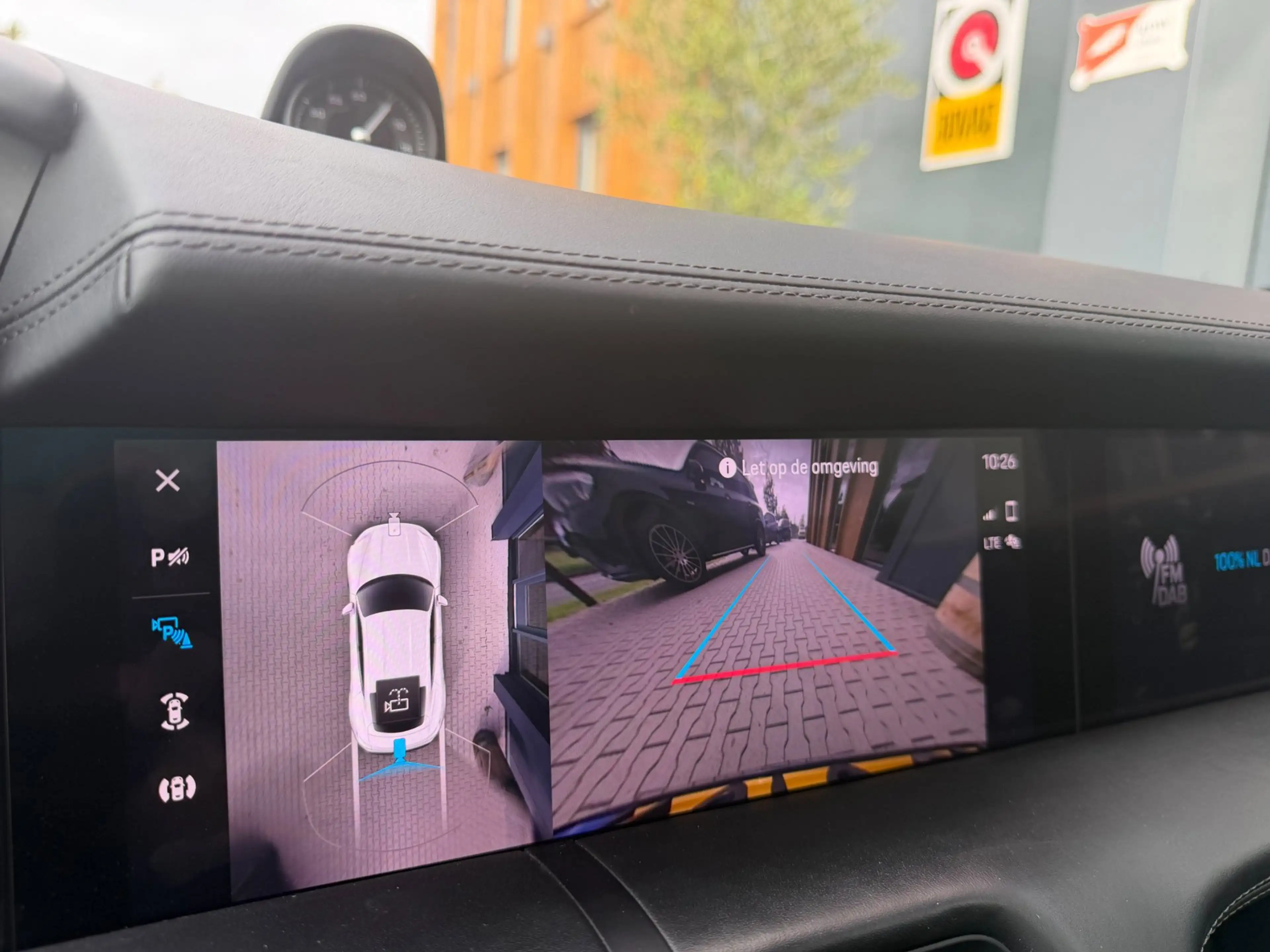 Porsche Taycan Performance 84 kWh l pano l bose l 360 camera — photo 15