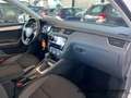 Skoda Octavia Combi 2.0 TDI DSG Ambition *1.HAND*PDC* Weiß - thumbnail 17