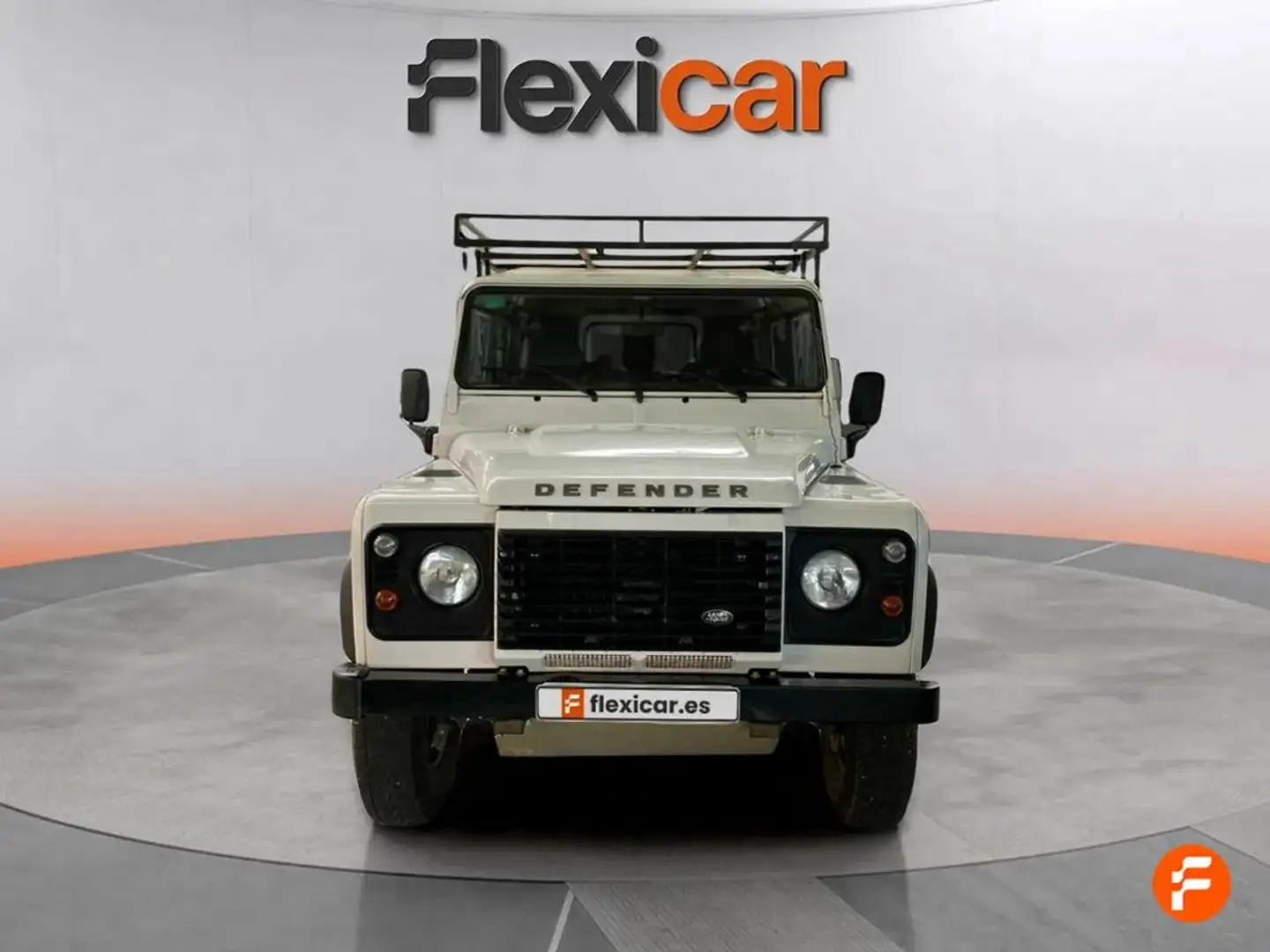 Land Rover Defender 110 SW E Beige - 2