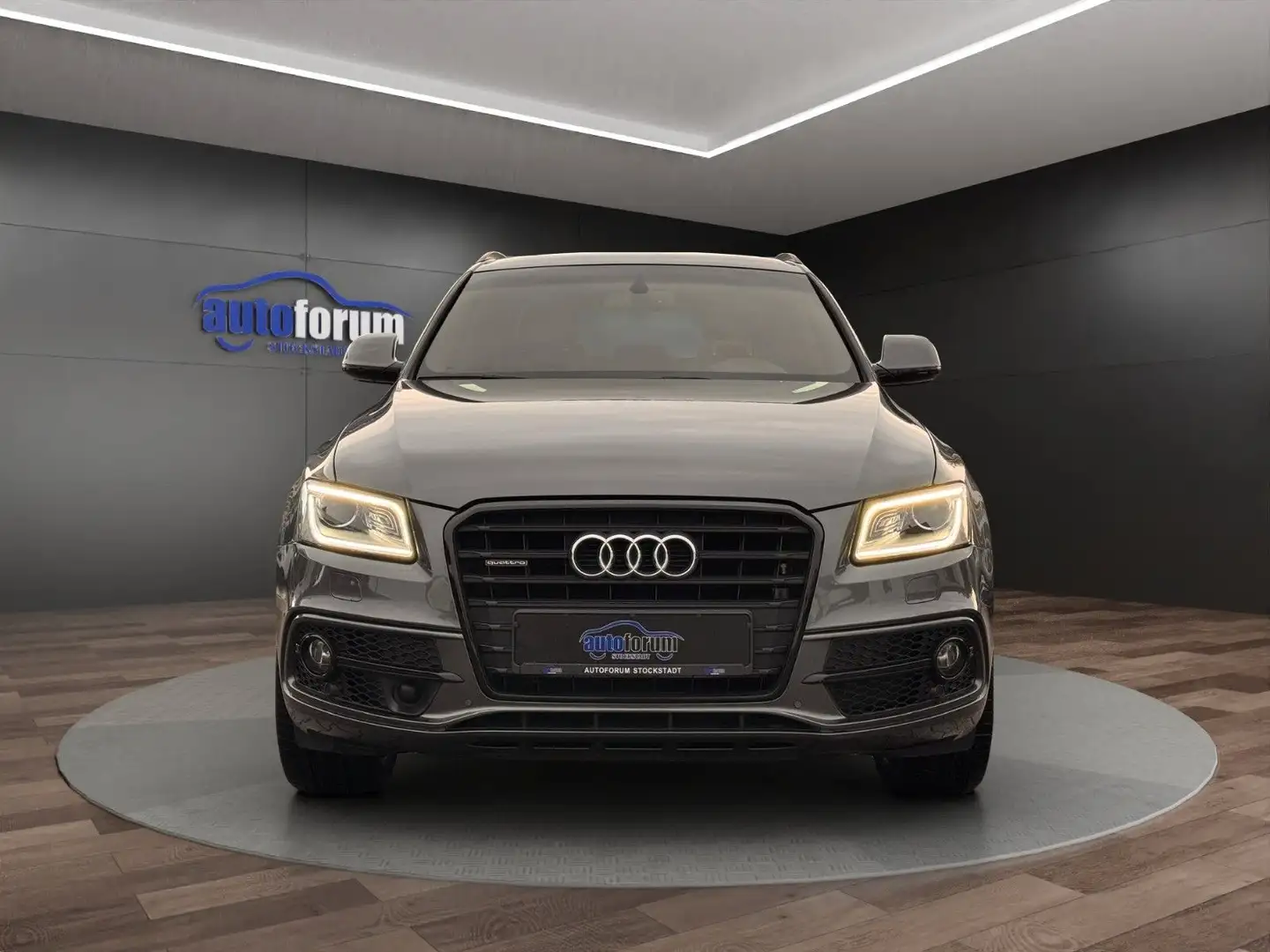 Audi Q5 2.0 TDI quattro S-LINE°AHK°ACC°PANO°B&O Grau - 2