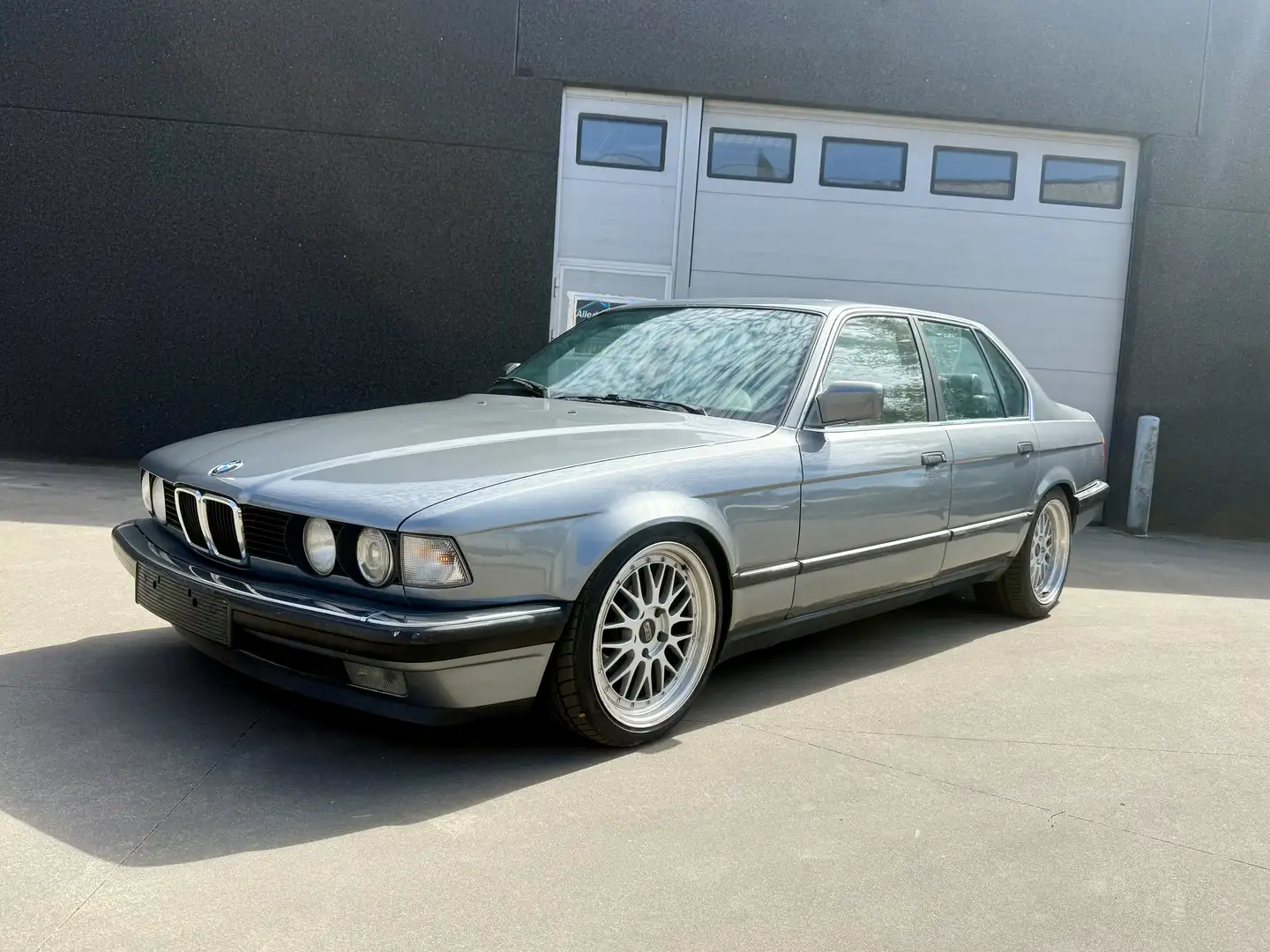 BMW 735 Bmw 735i Oldtimer M Pakket Gekeurd Voor Verkoop - 1