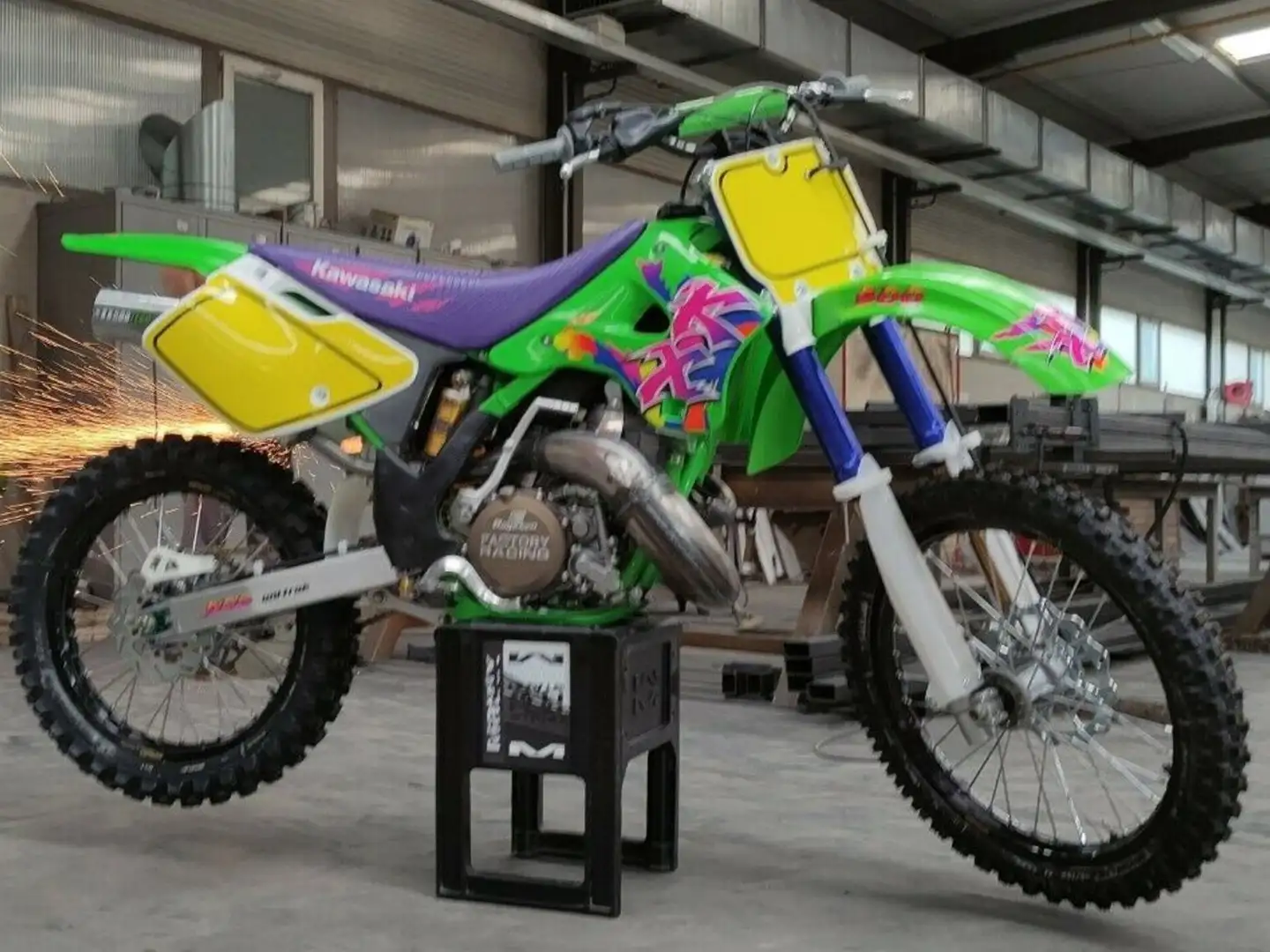 Kawasaki KX 500 Zelená - 1