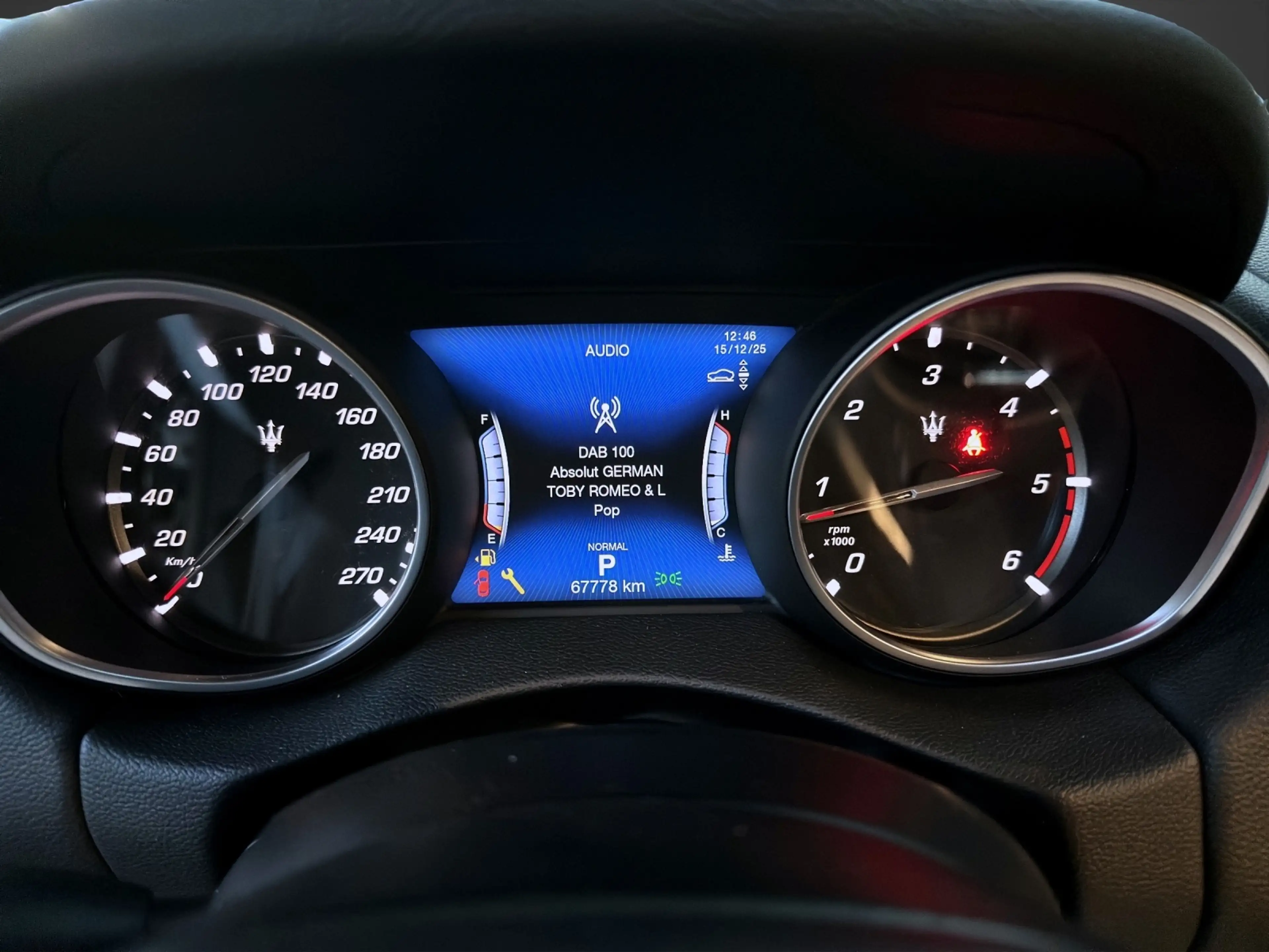 Maserati Levante Diesel GranSport MY20 — photo 12