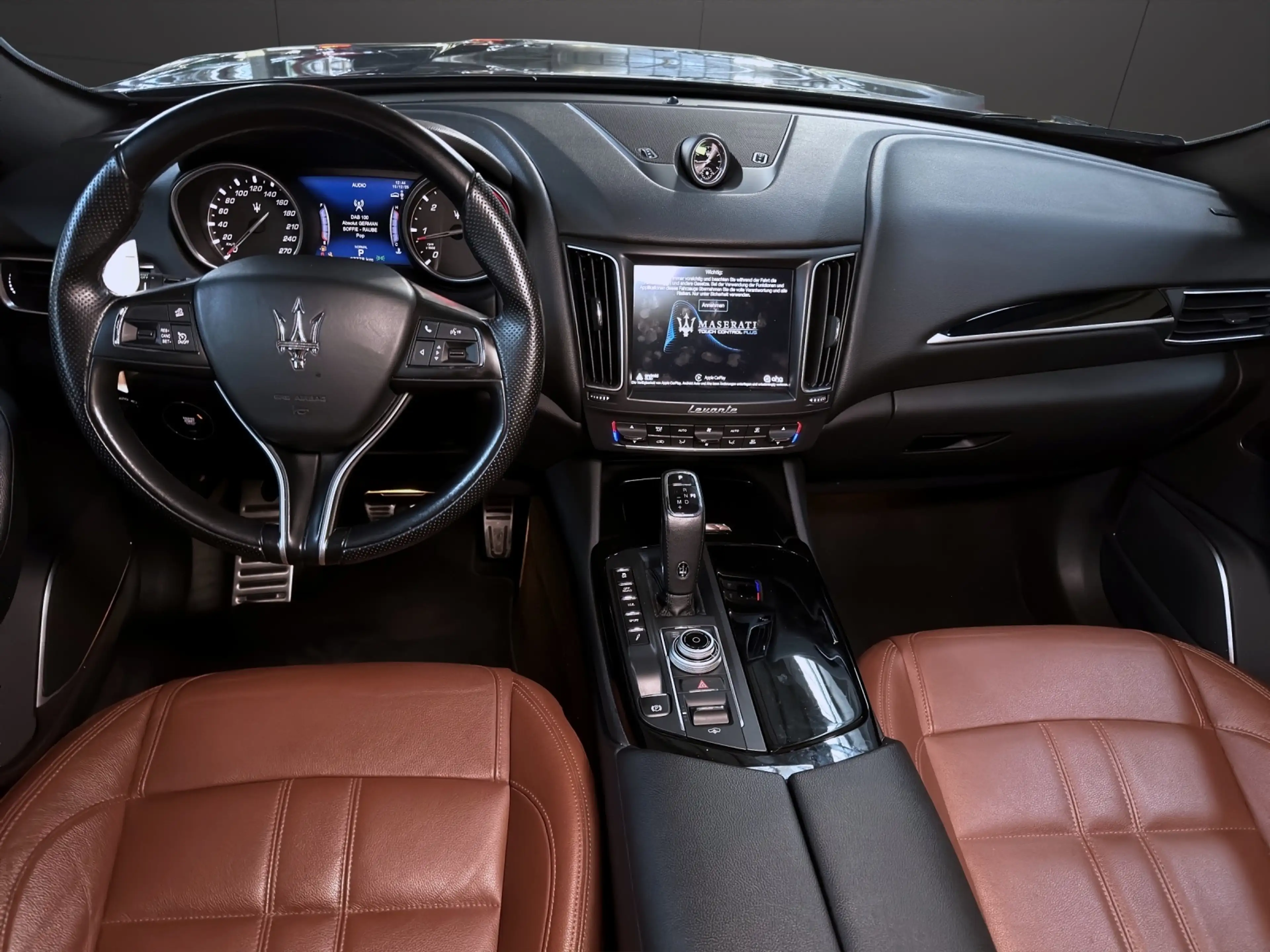 Maserati Levante Diesel GranSport MY20 — photo 7