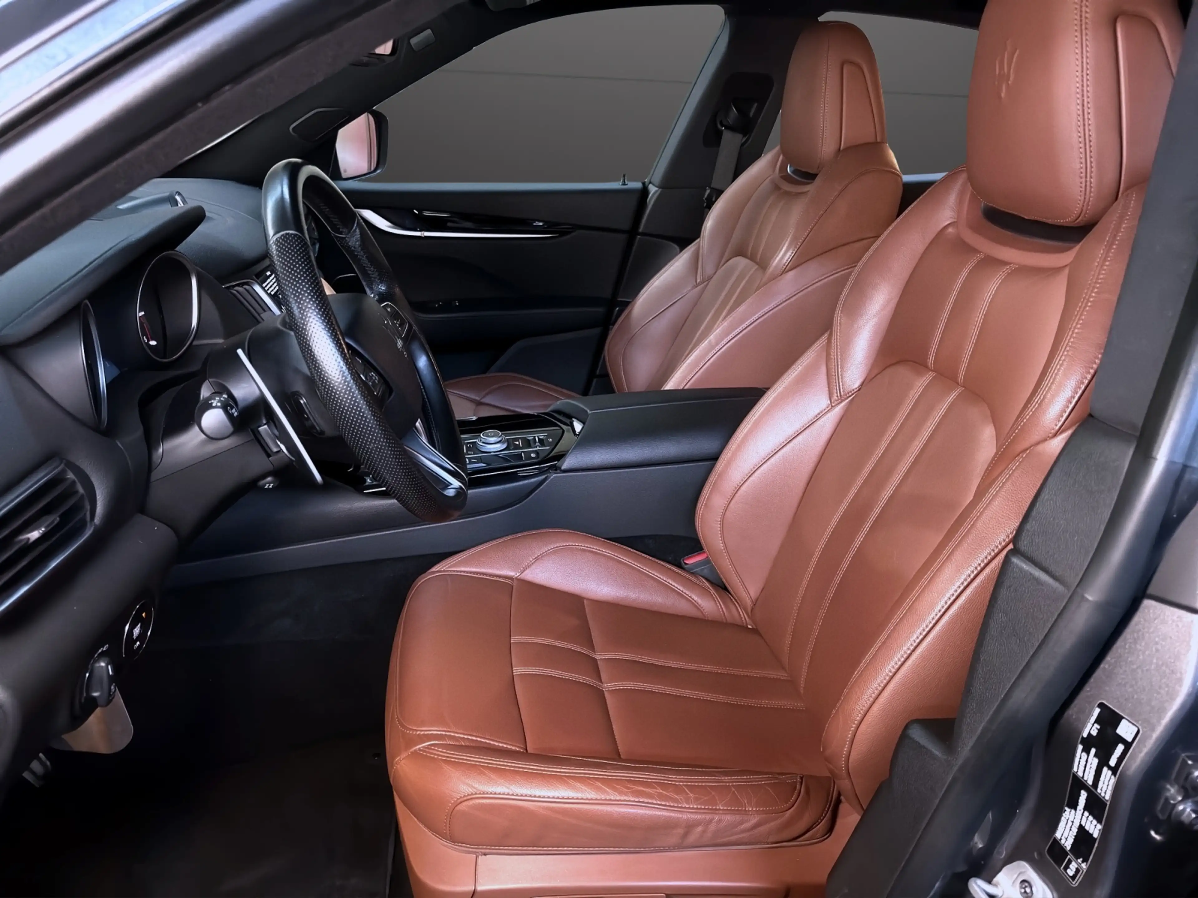 Maserati Levante Diesel GranSport MY20 — photo 6