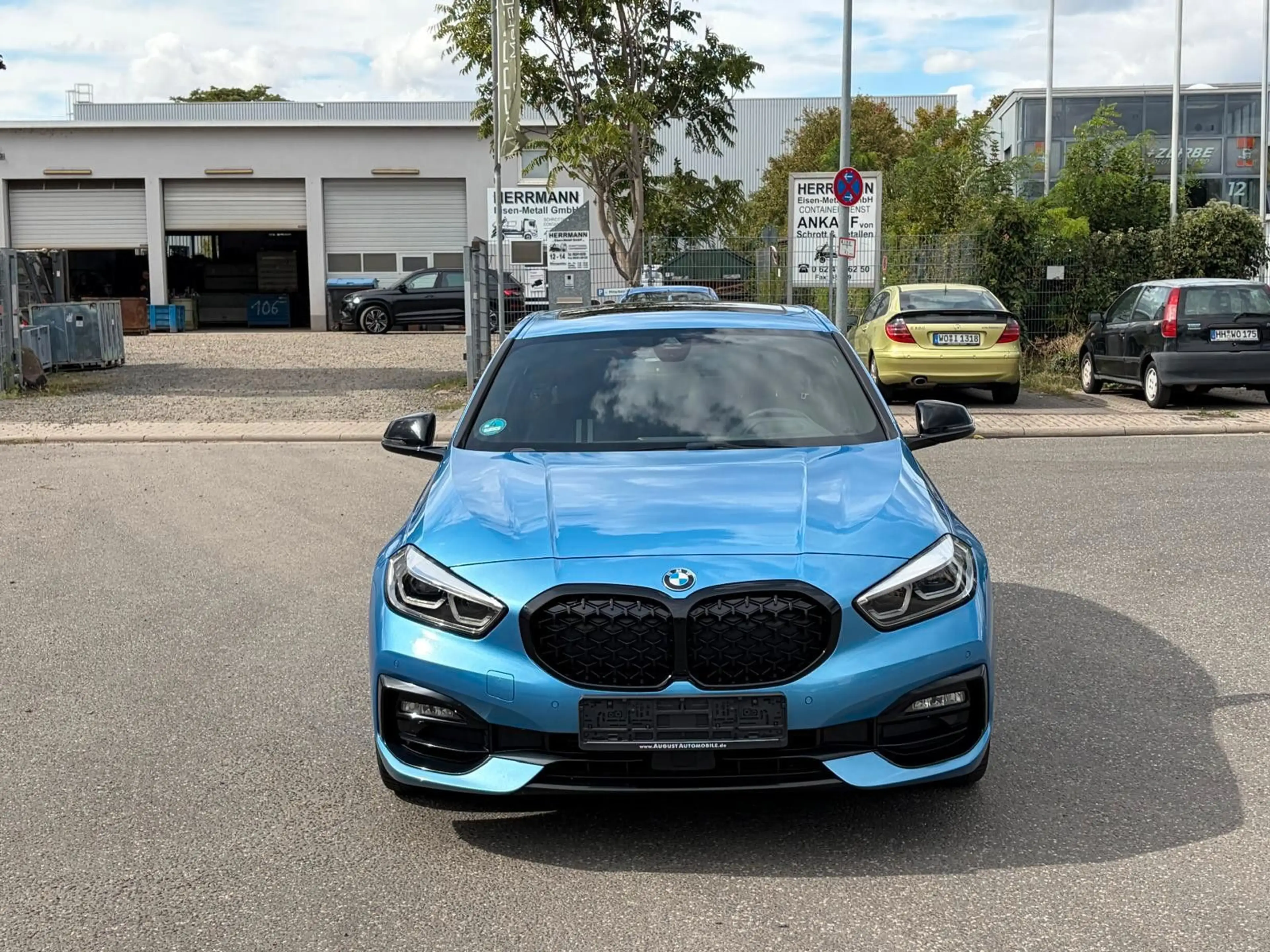 BMW 118 i Sport Line/HUD/PANO/Live Cockpit/Kamera/ACC — photo 2